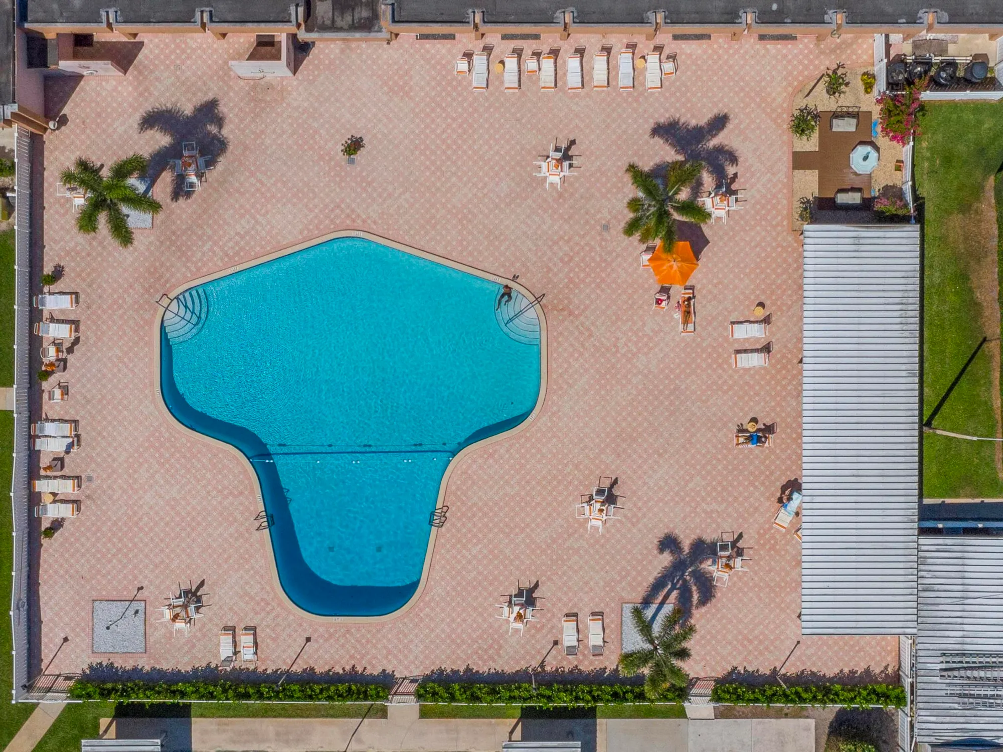 Property Slideshow image 44 of 45 | 2533 dudley dr e, West Palm Beach, FL, 33415