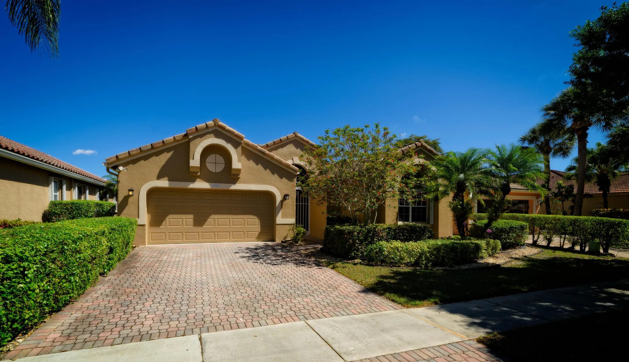 Property Slideshow image 2 of 21 | 10102 diamond lake rd, Boynton Beach, FL, 33437