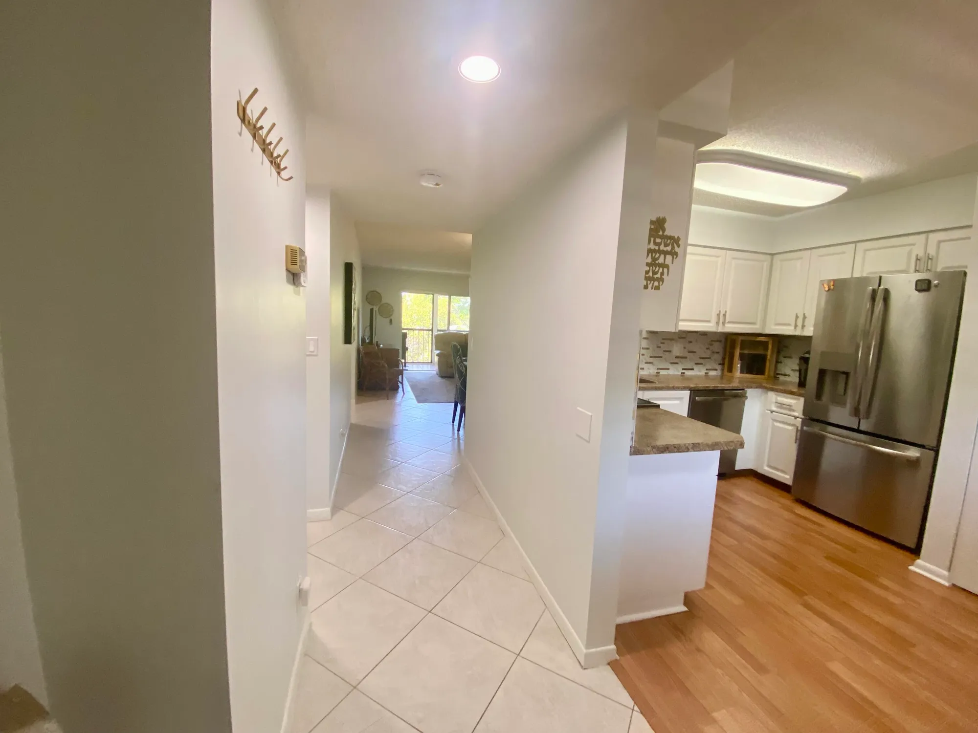 Property Slideshow image 8 of 47 | 7185 huntington ln 405, Delray Beach, FL, 33446