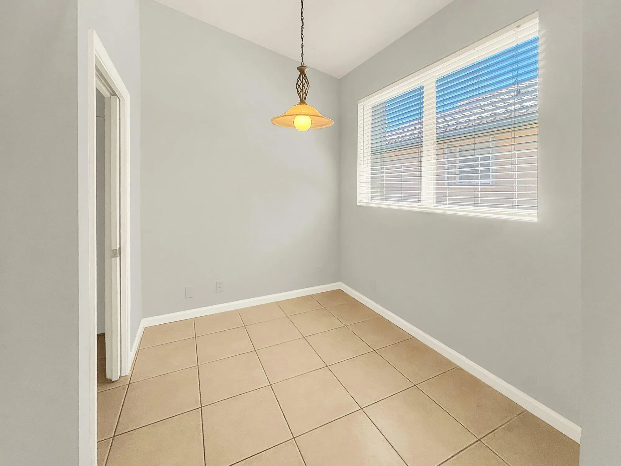 Property Slideshow image 6 of 21 | 318 nw toscane trl, Port Saint Lucie, FL, 34986