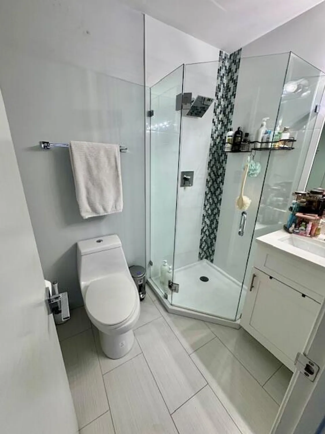 Property Slideshow image 4 of 38 | 2510 black olive blvd apt 203, Delray Beach, FL, 33445