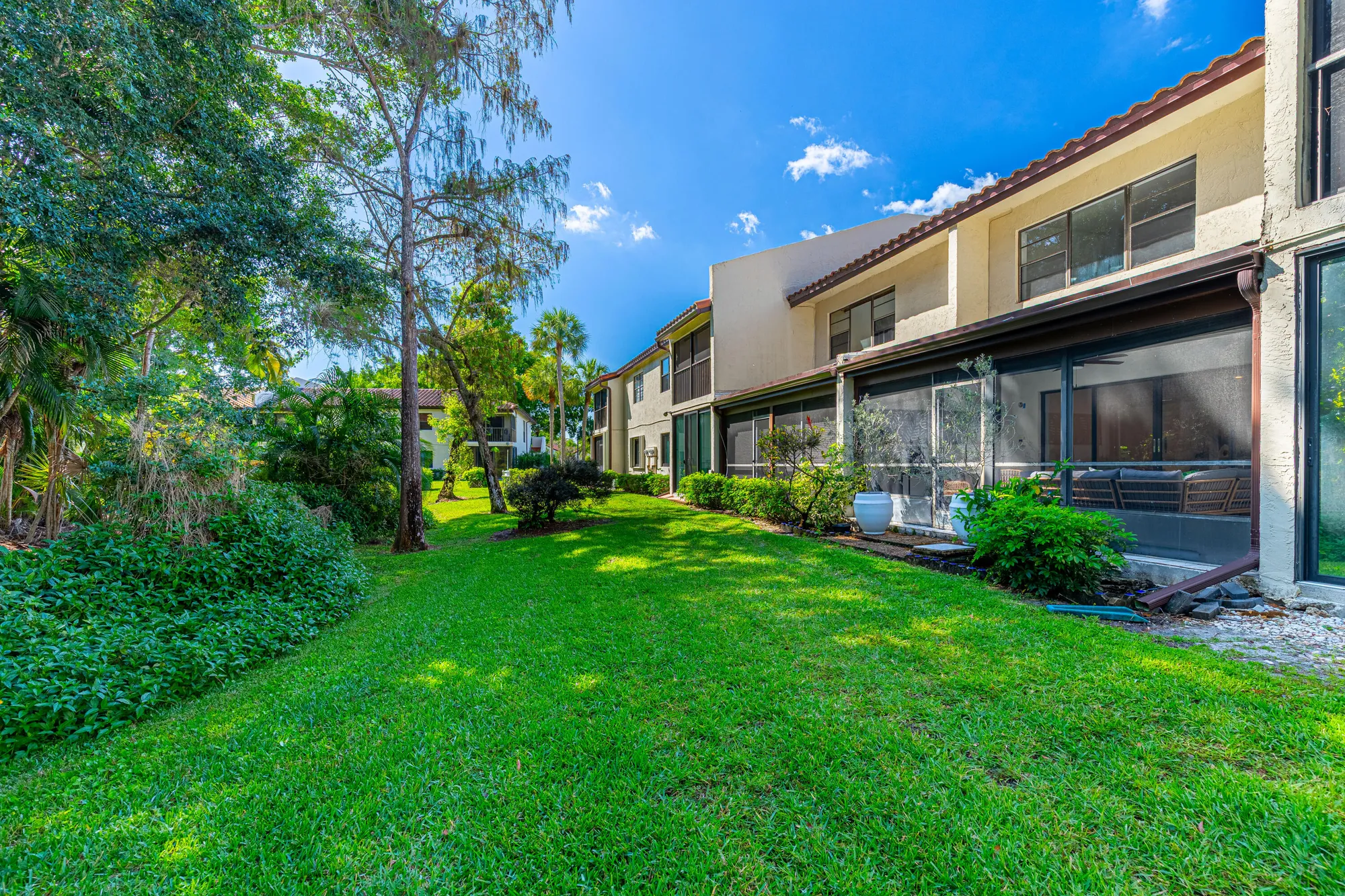 Property Slideshow image 32 of 52 | 21864 arriba real, Boca Raton, FL, 33433