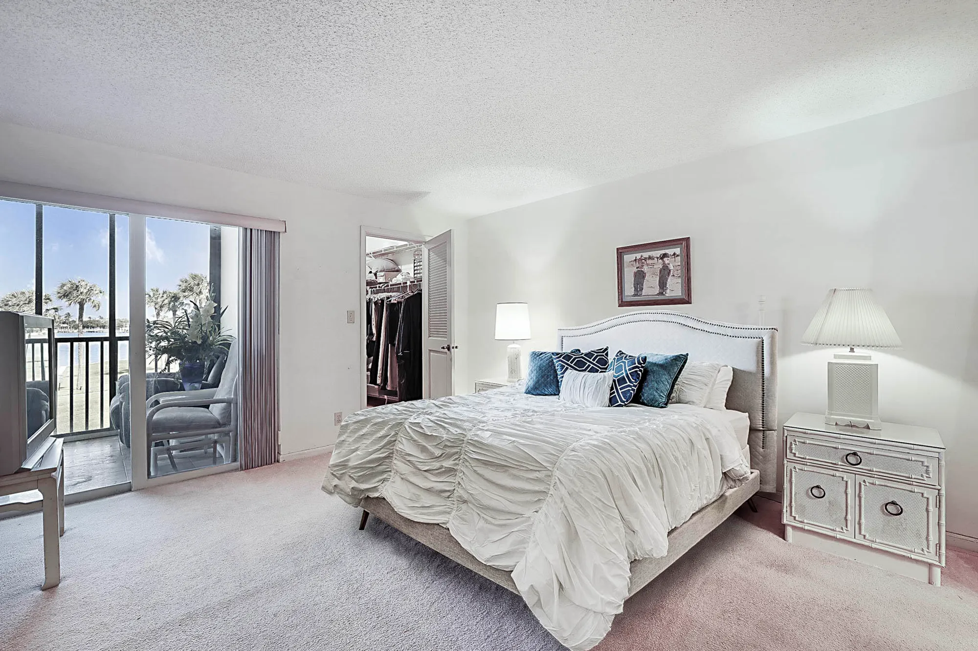 Property Slideshow image 17 of 40 | 300 intracoastal pl apt 203, Tequesta, FL, 33469