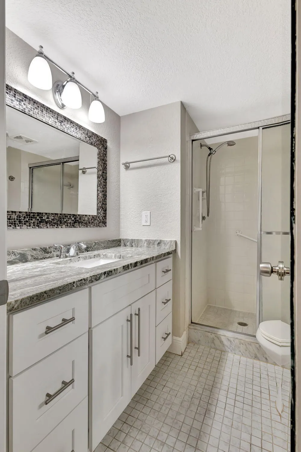 Property Slideshow image 24 of 36 | 4700 lucerne lakes blvd 206, Lake Worth, FL, 33467