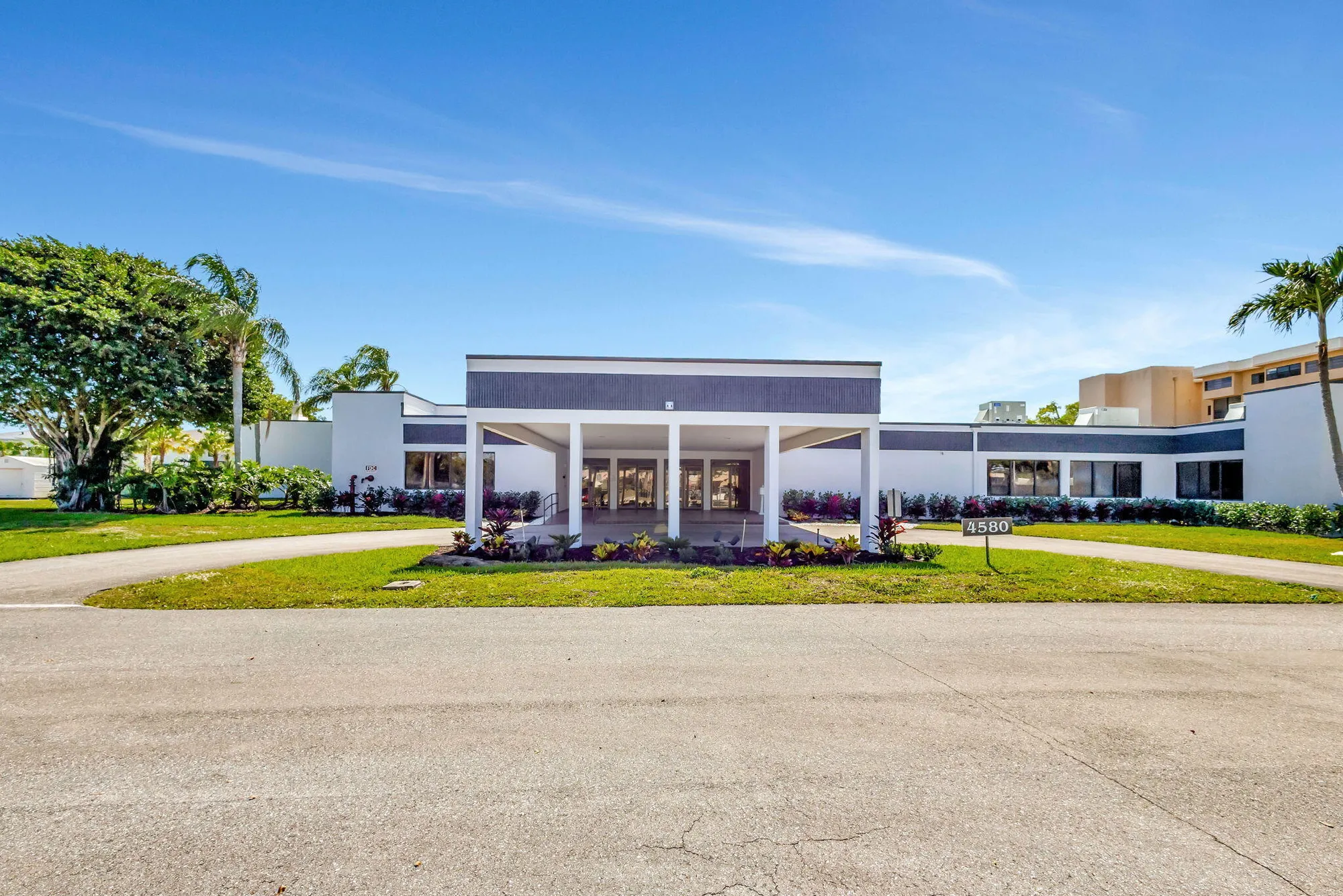 Property Slideshow image 29 of 36 | 4700 lucerne lakes blvd 206, Lake Worth, FL, 33467