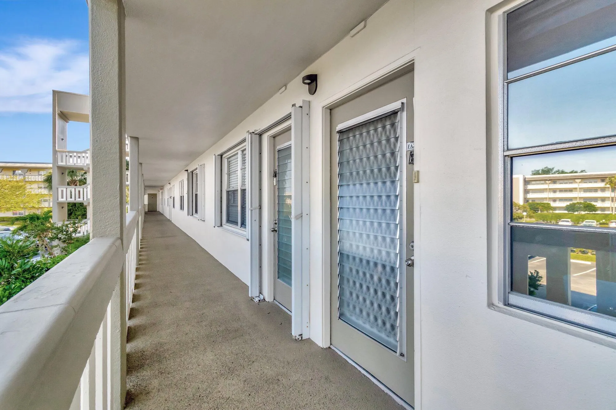 Property Slideshow image 4 of 116 | 2901 victoria cir f2, Coconut Creek, FL, 33066