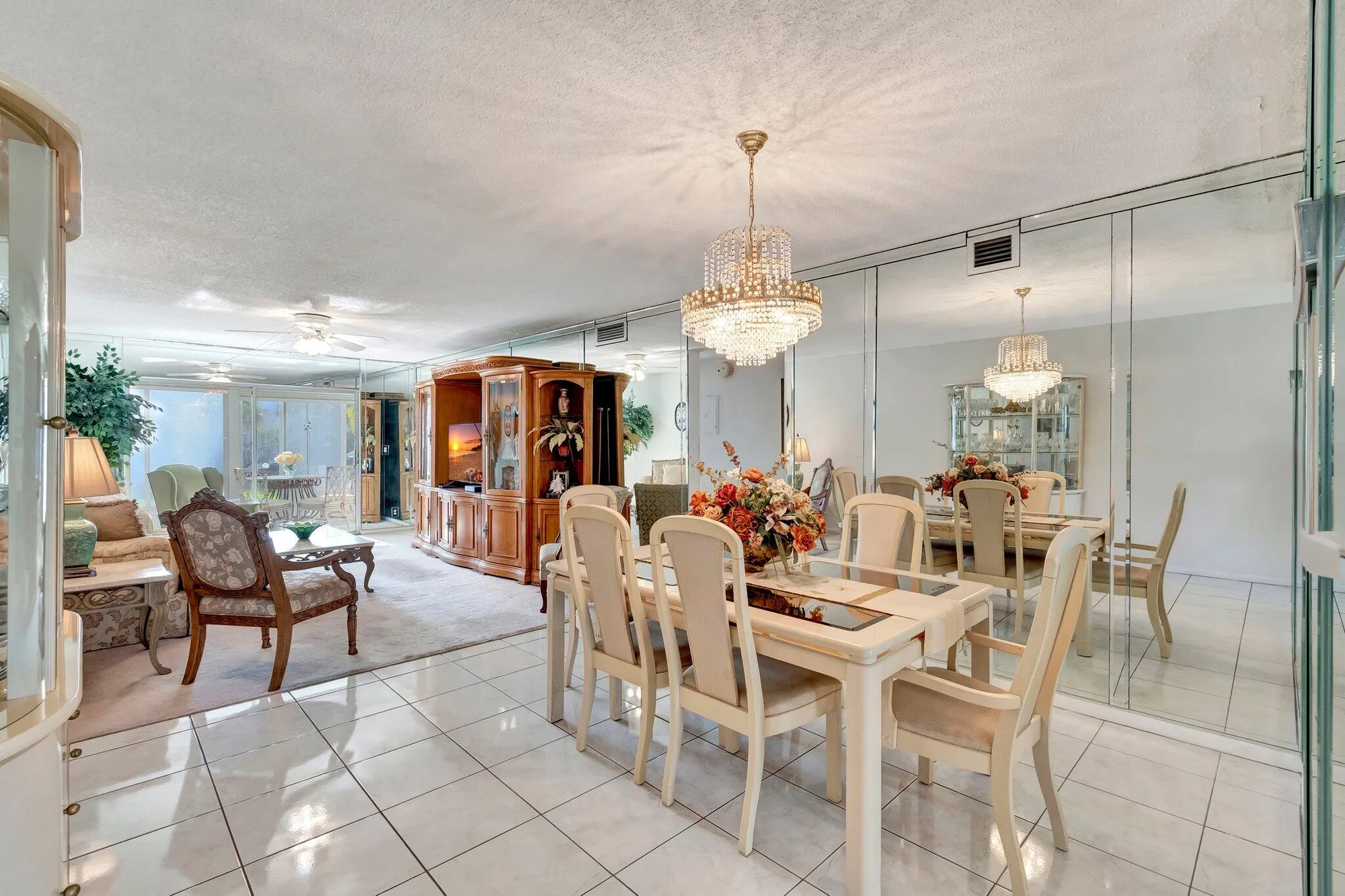 Property Slideshow image 2 of 116 | 2901 victoria cir f2, Coconut Creek, FL, 33066