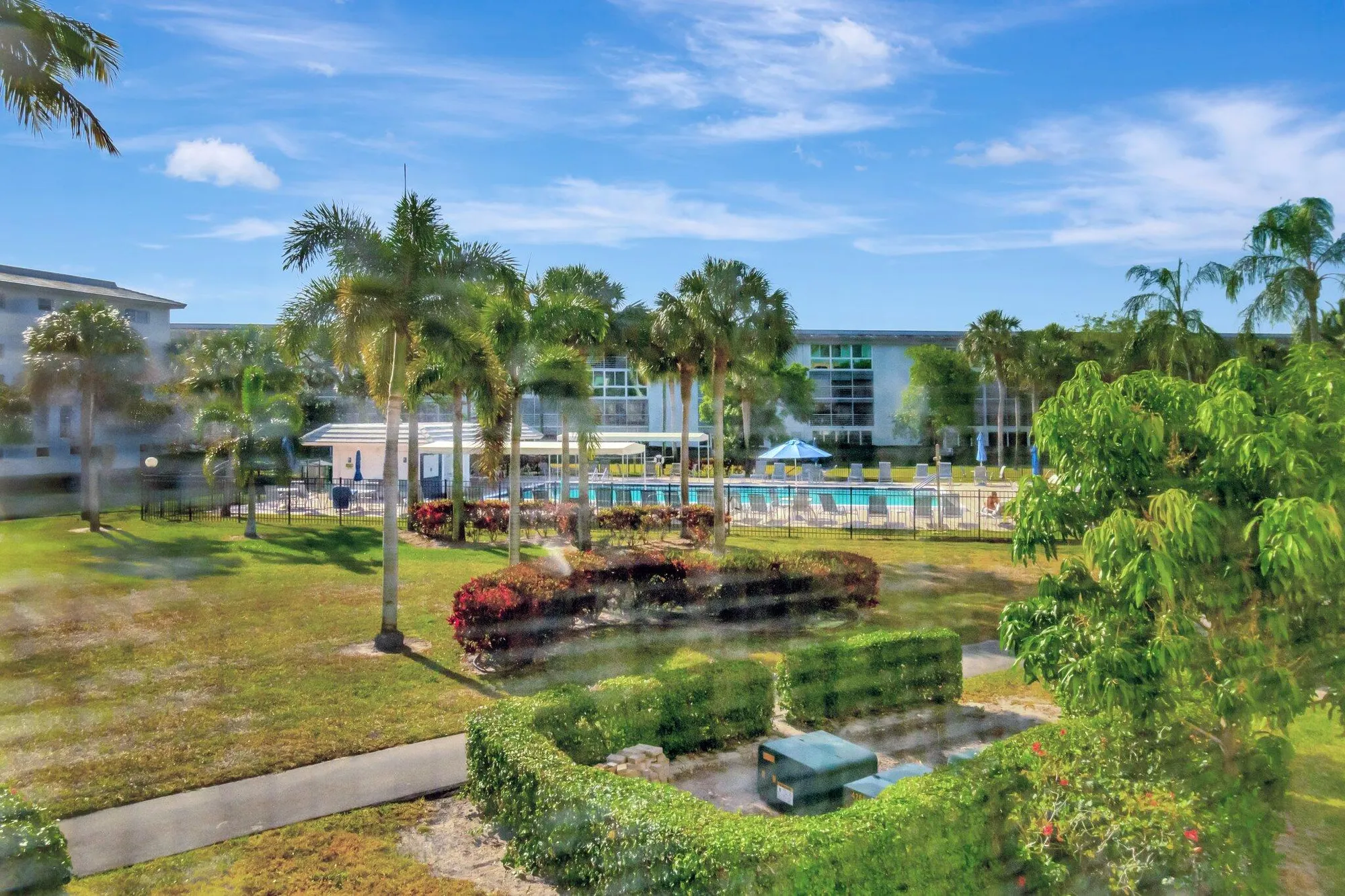 Property Slideshow image 17 of 116 | 2901 victoria cir f2, Coconut Creek, FL, 33066