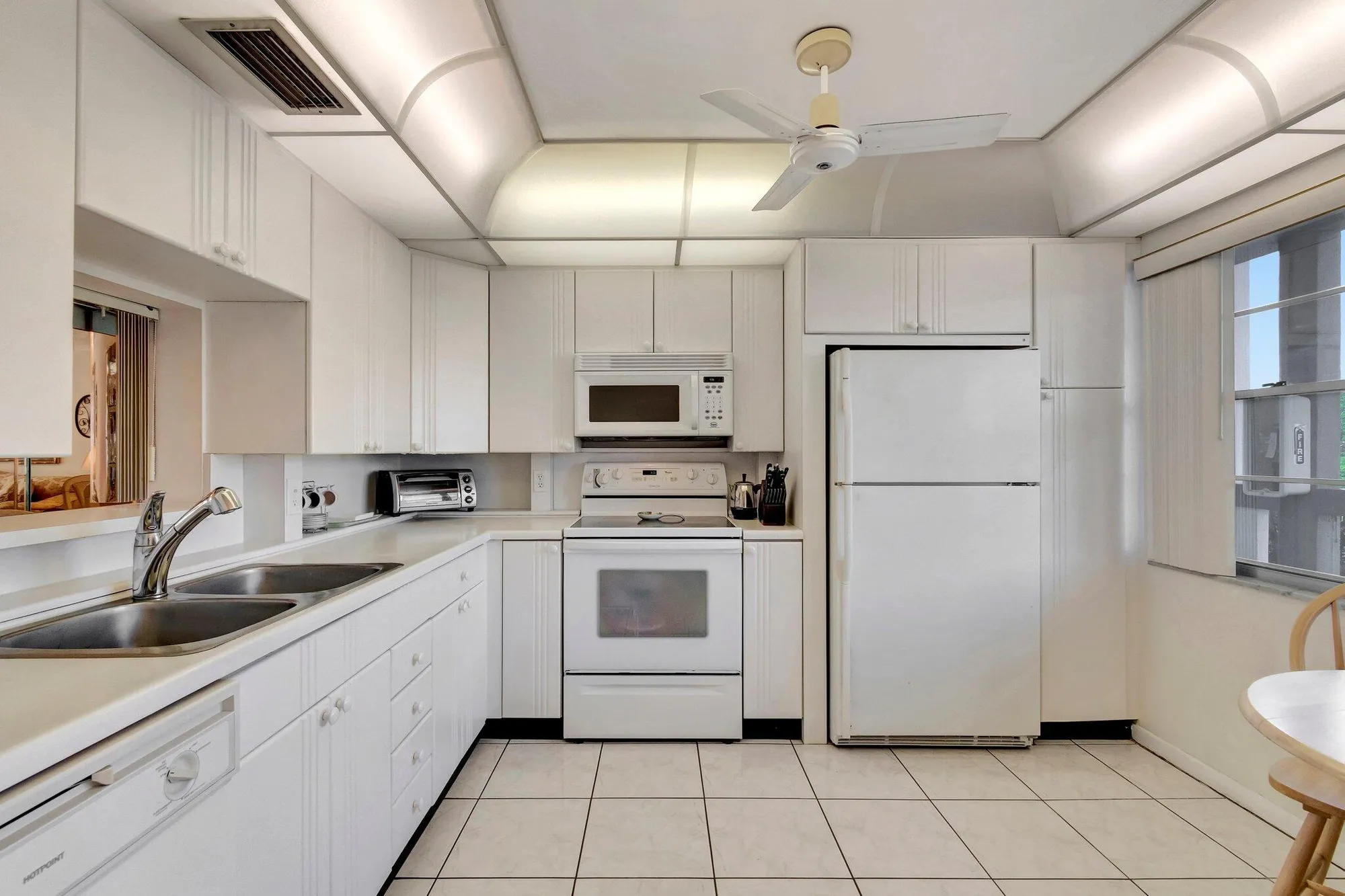 Property Slideshow image 22 of 116 | 2901 victoria cir f2, Coconut Creek, FL, 33066