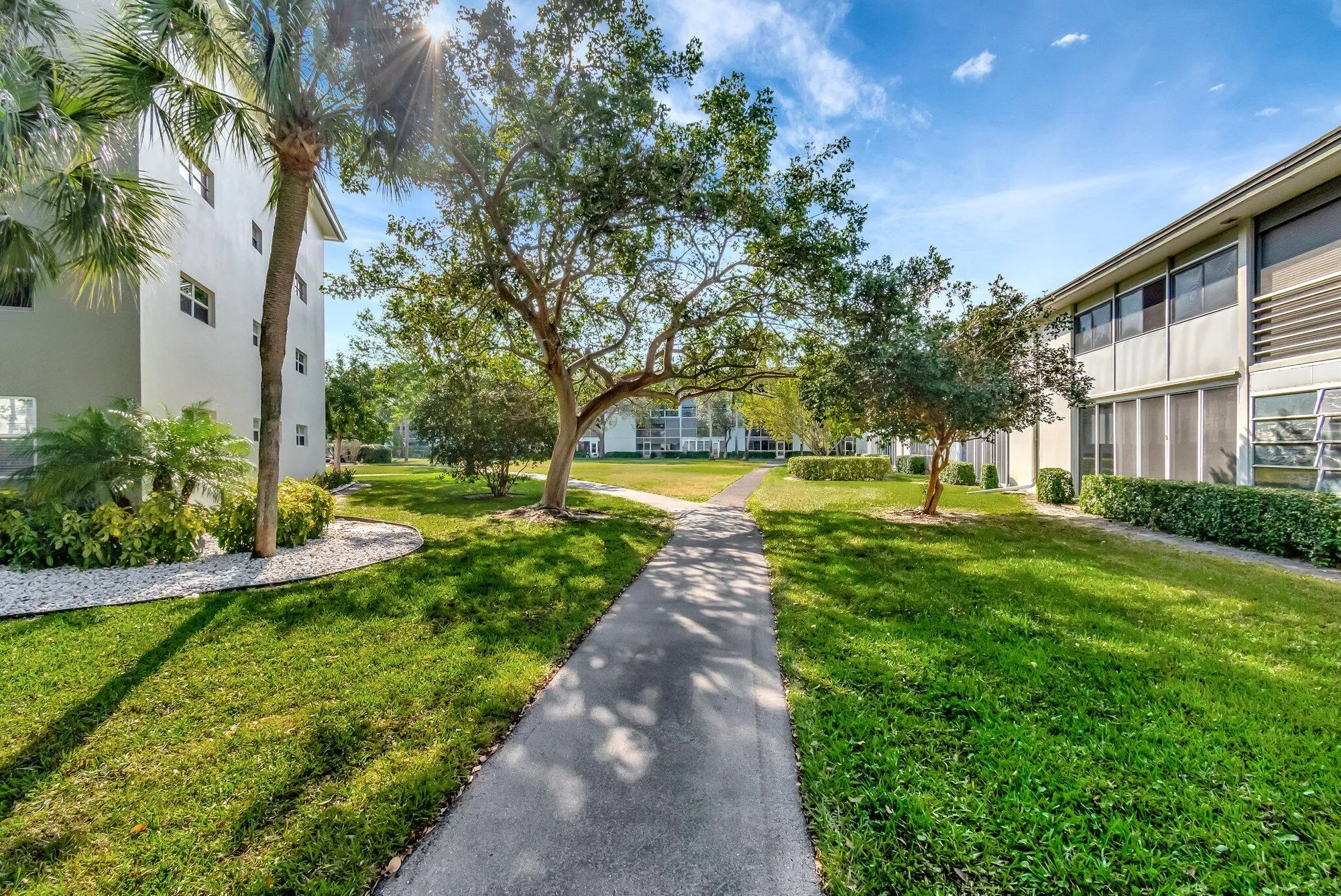 Property Slideshow image 54 of 116 | 2901 victoria cir f2, Coconut Creek, FL, 33066
