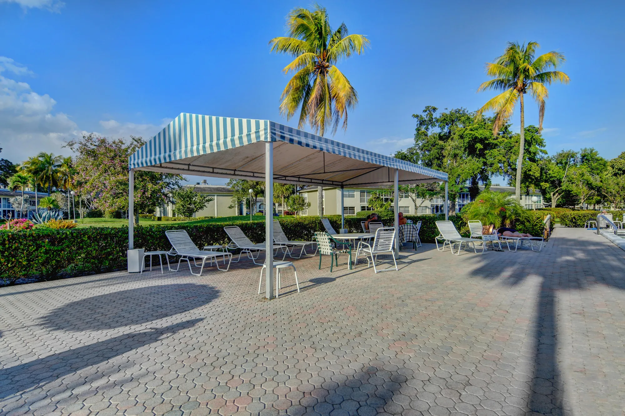 Property Slideshow image 112 of 116 | 2901 victoria cir f2, Coconut Creek, FL, 33066