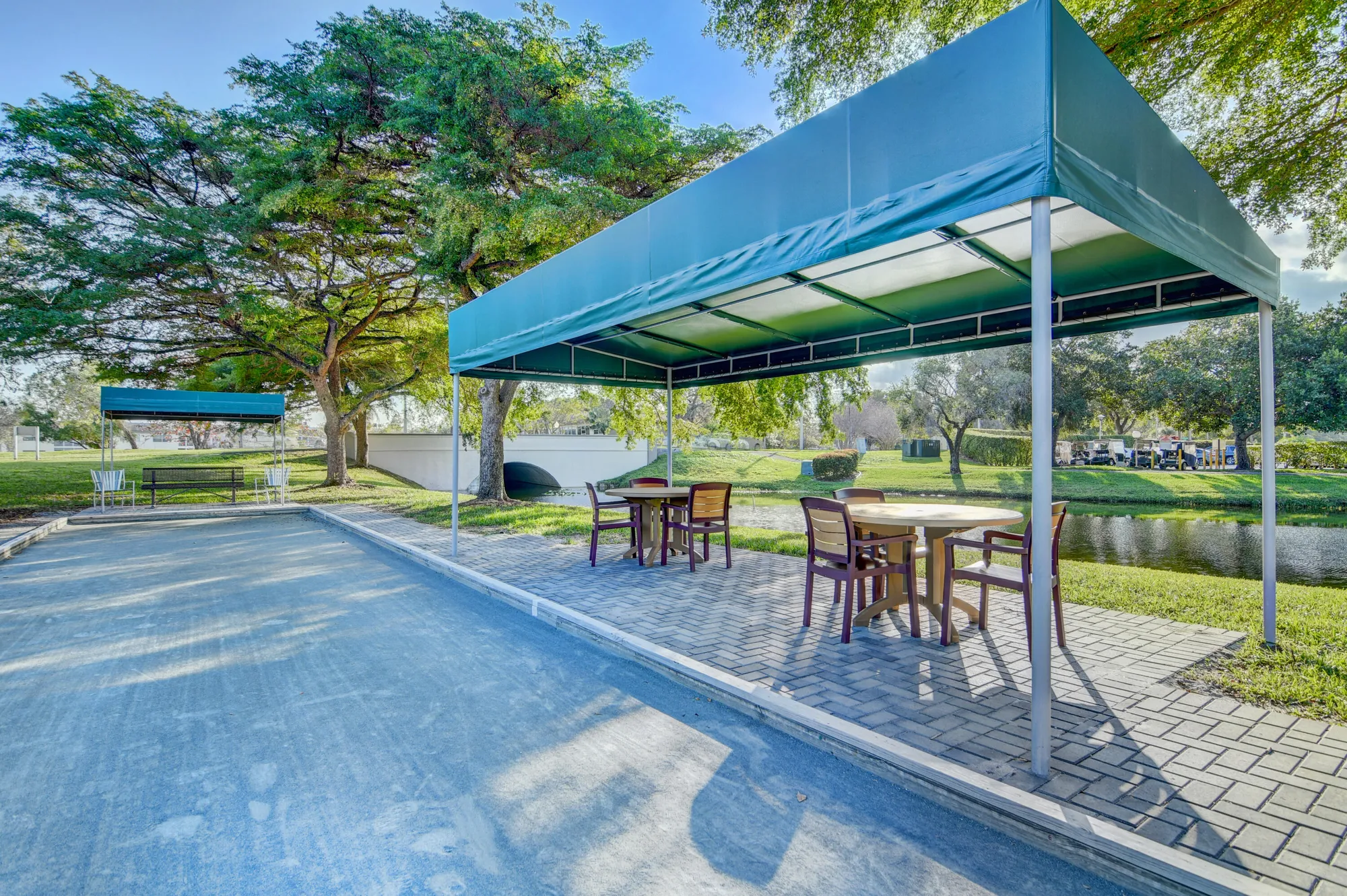 Property Slideshow image 115 of 116 | 2901 victoria cir f2, Coconut Creek, FL, 33066