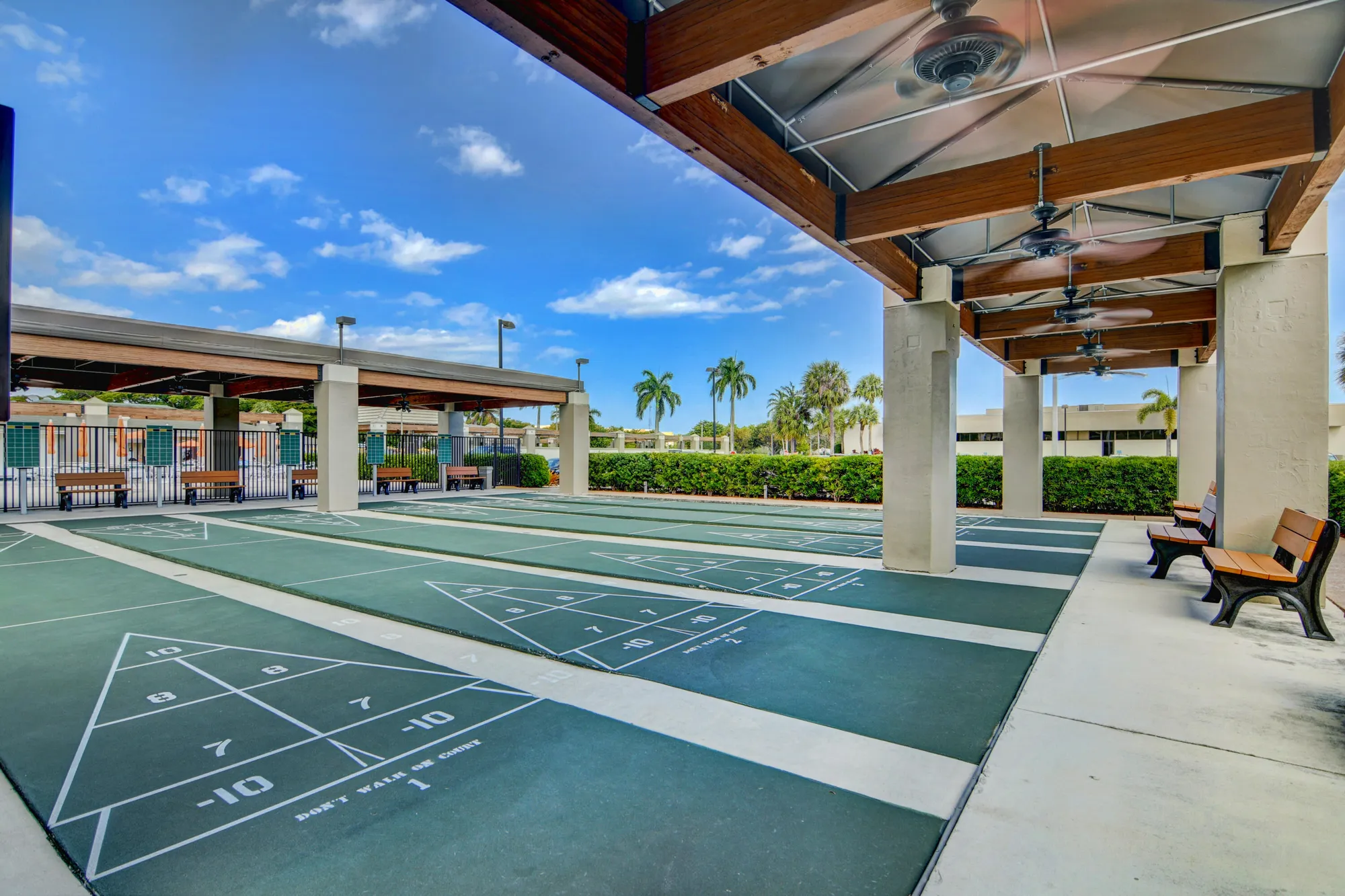 Property Slideshow image 90 of 116 | 2901 victoria cir f2, Coconut Creek, FL, 33066