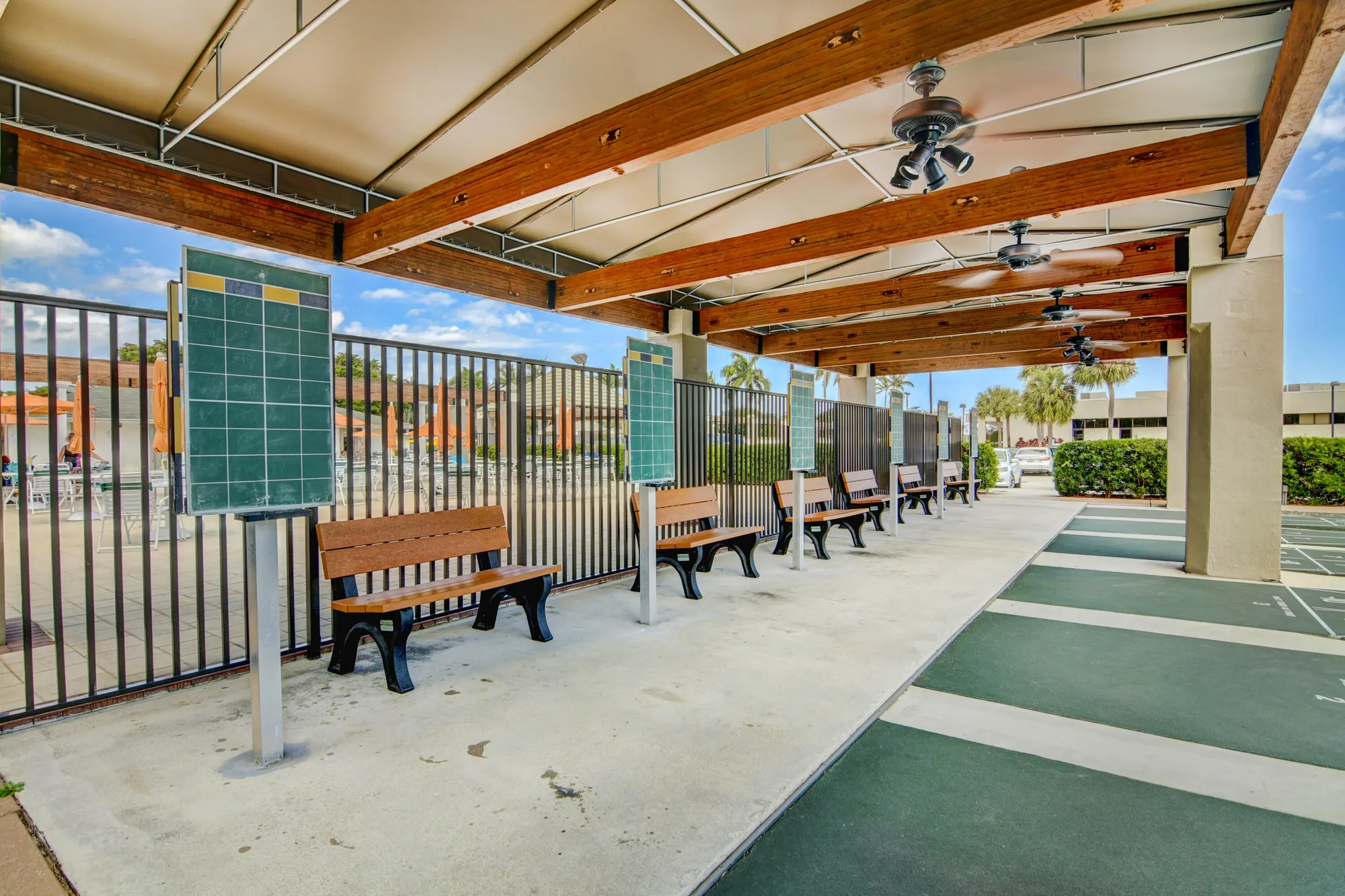 Property Slideshow image 92 of 116 | 2901 victoria cir f2, Coconut Creek, FL, 33066