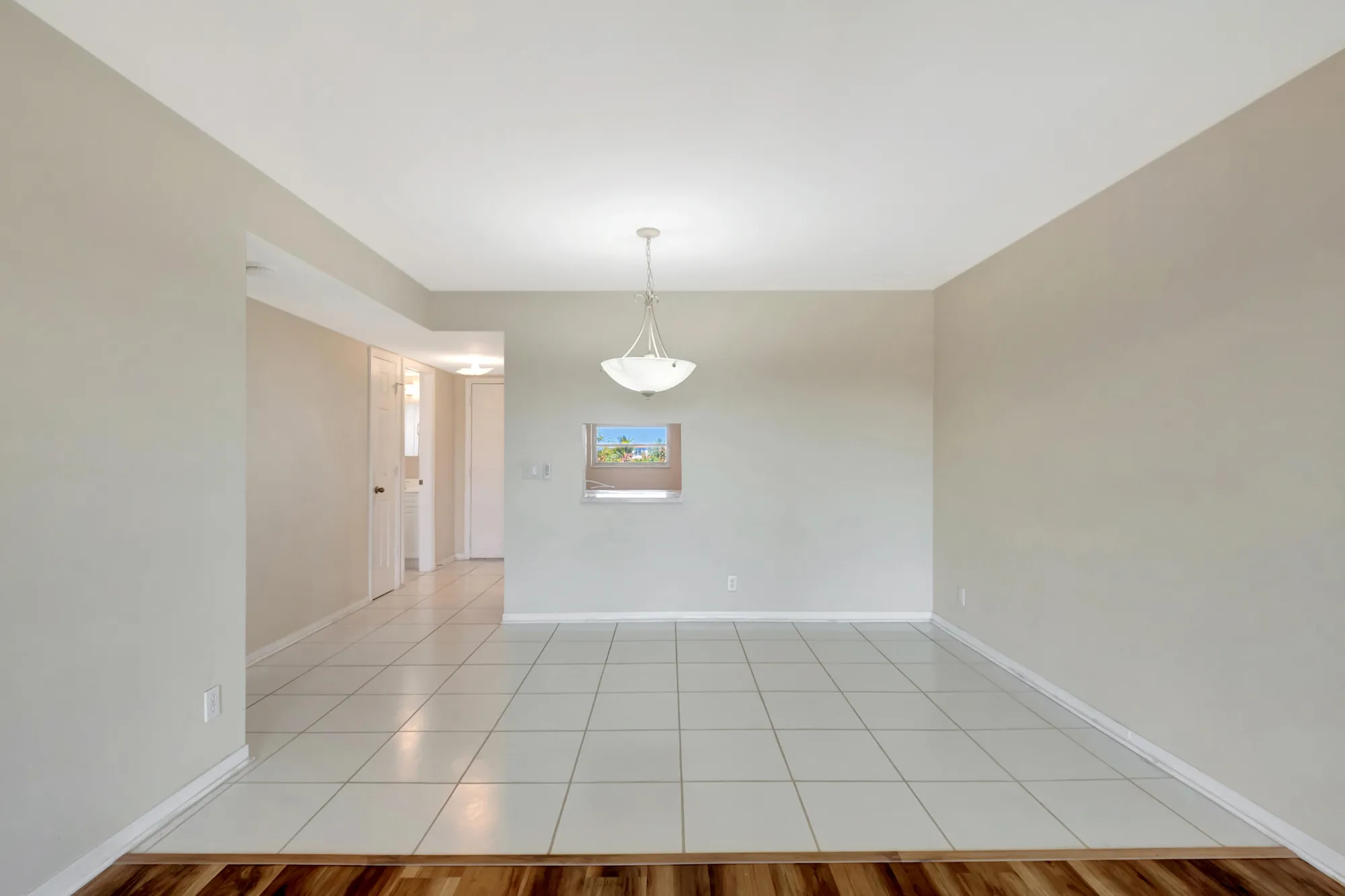 Property Slideshow image 13 of 40 | 2515 ne 1st ct apt 412, Boynton Beach, FL, 33435