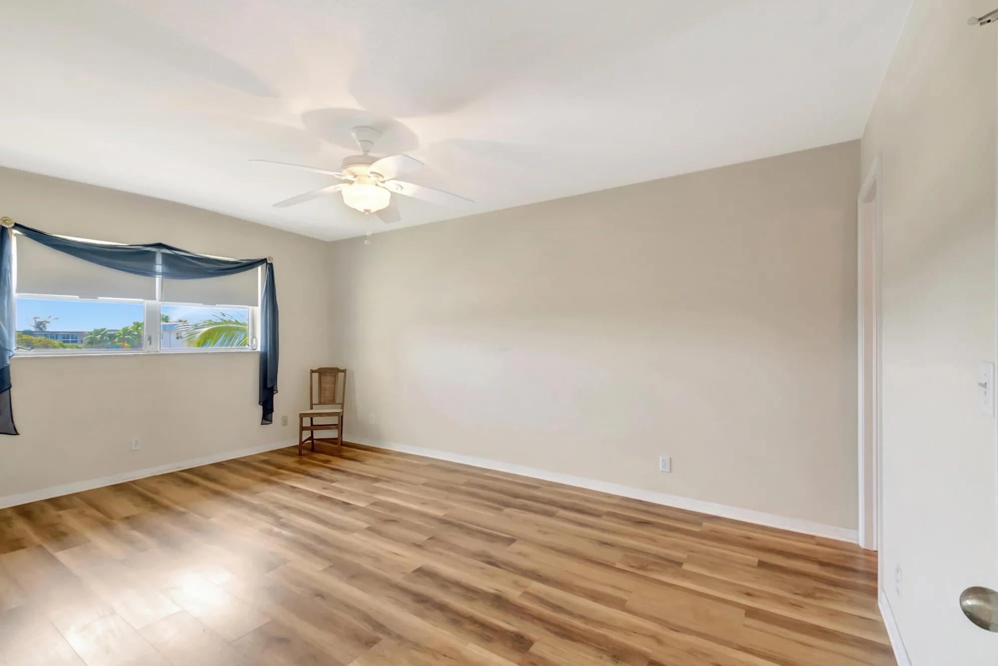 Property Slideshow image 17 of 40 | 2515 ne 1st ct apt 412, Boynton Beach, FL, 33435