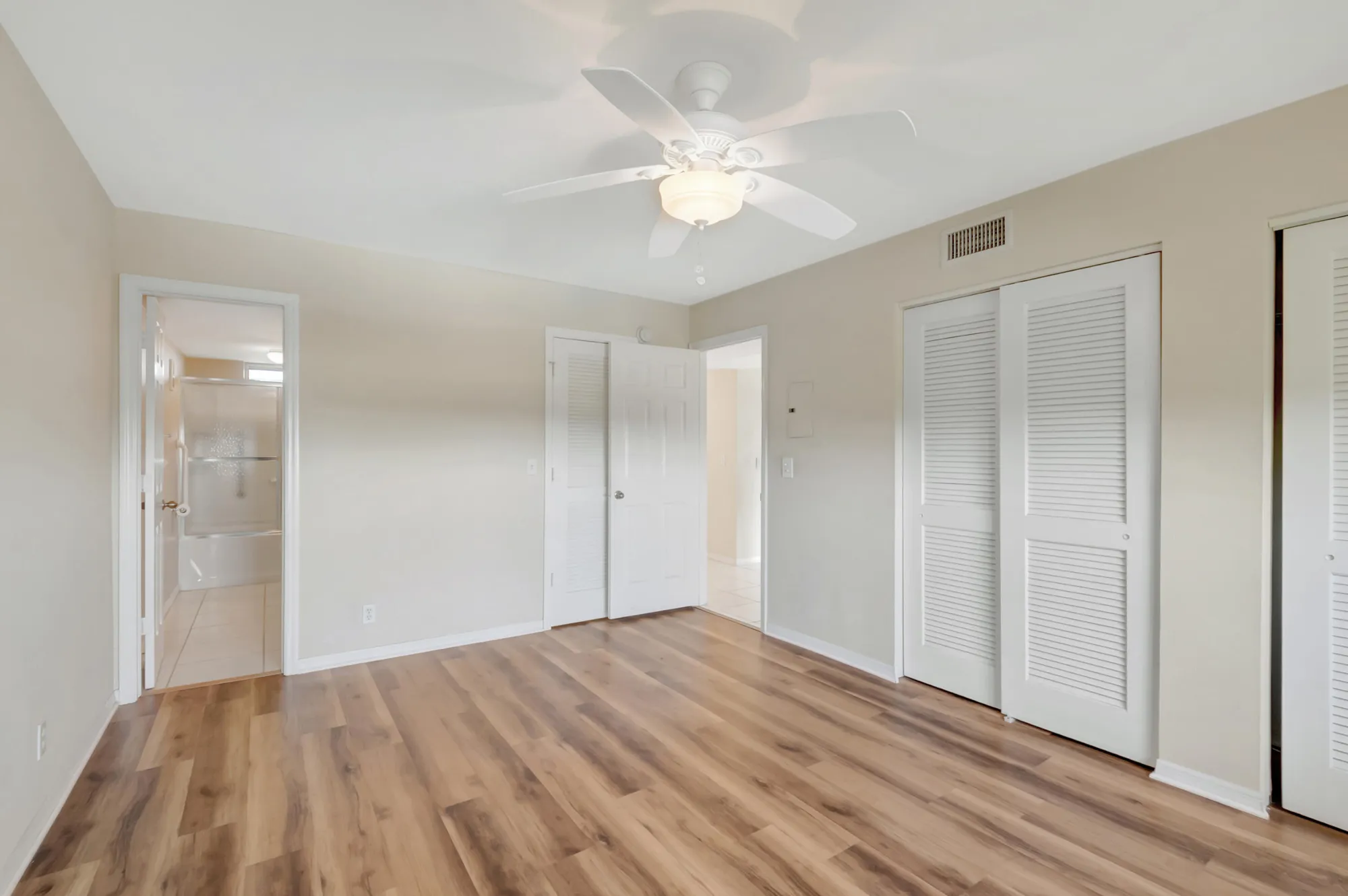 Property Slideshow image 20 of 40 | 2515 ne 1st ct apt 412, Boynton Beach, FL, 33435