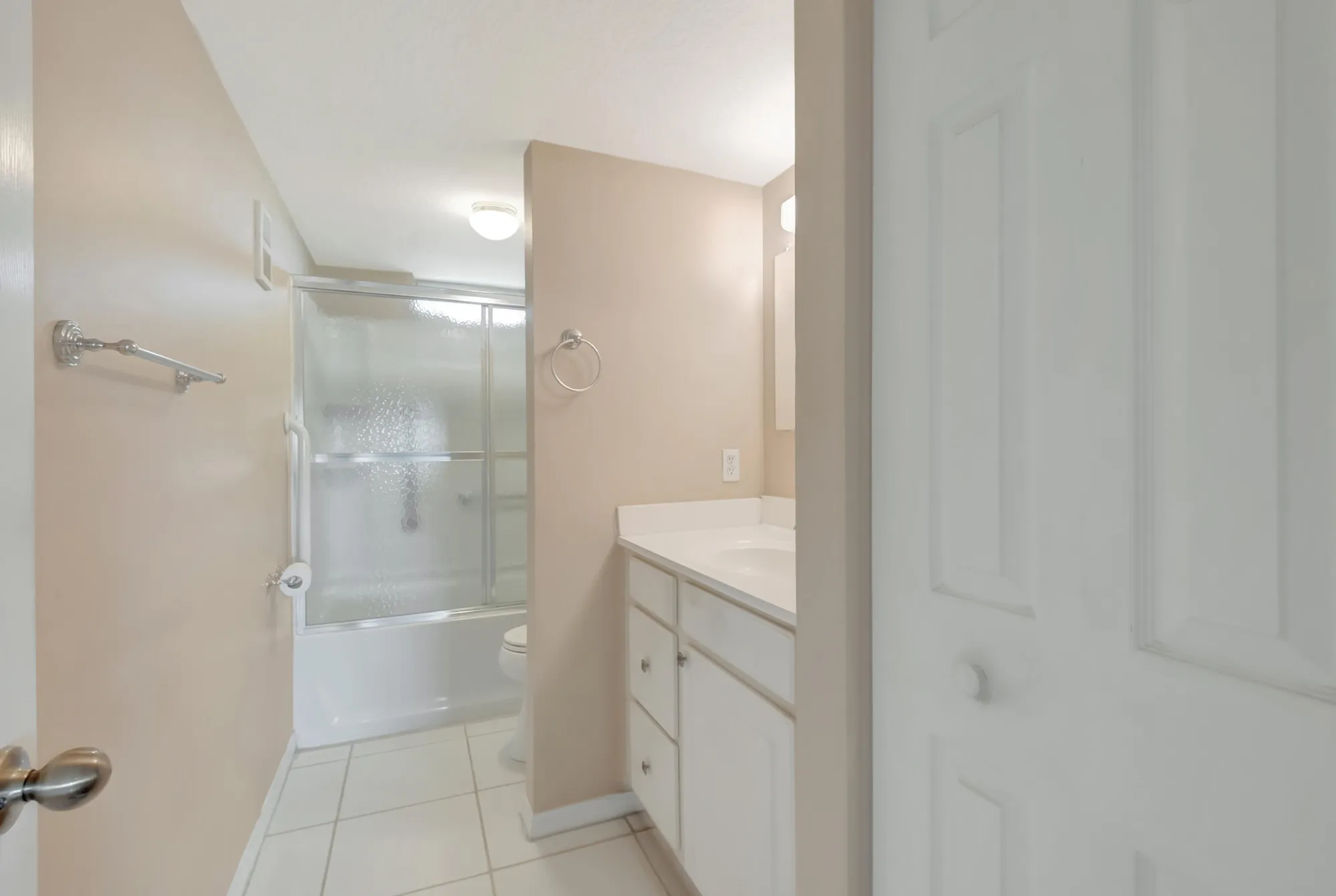 Property Slideshow image 22 of 40 | 2515 ne 1st ct apt 412, Boynton Beach, FL, 33435