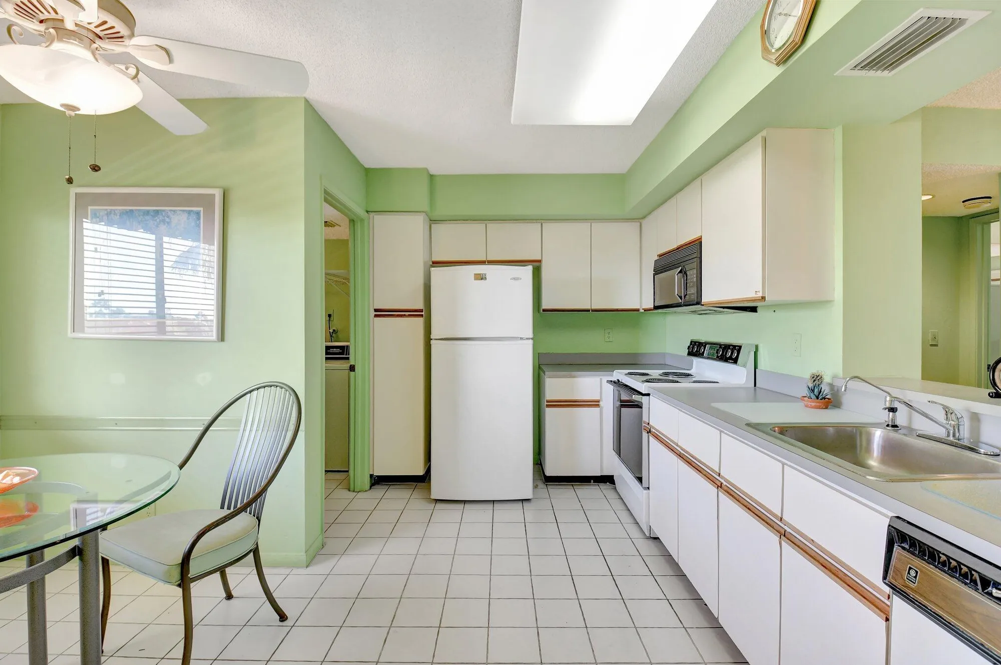 Property Slideshow image 7 of 74 | 7380 s oriole blvd 601, Delray Beach, FL, 33446