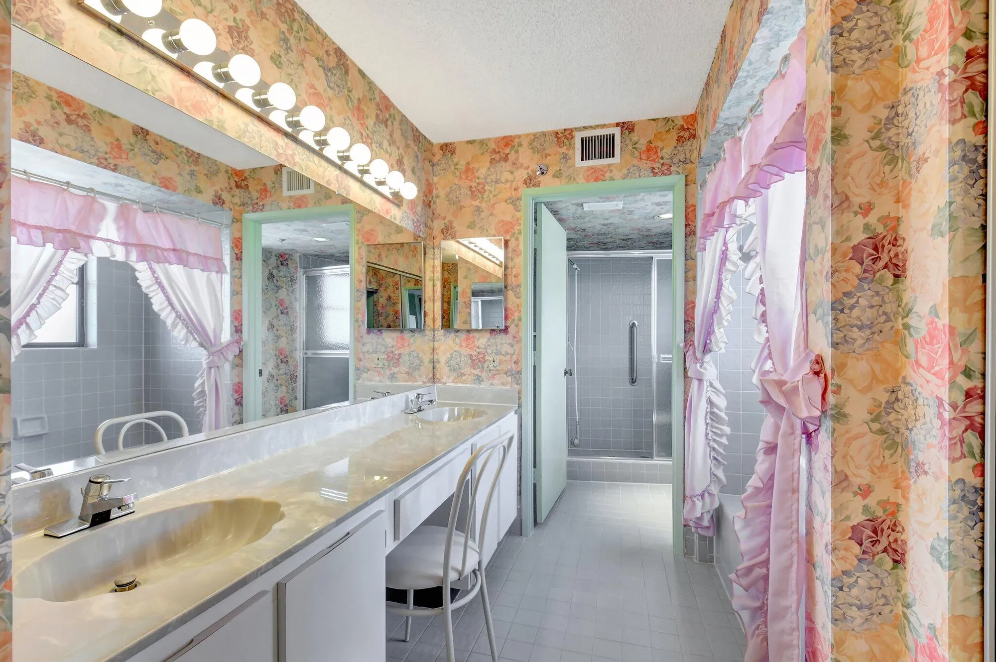 Property Slideshow image 29 of 74 | 7380 s oriole blvd 601, Delray Beach, FL, 33446