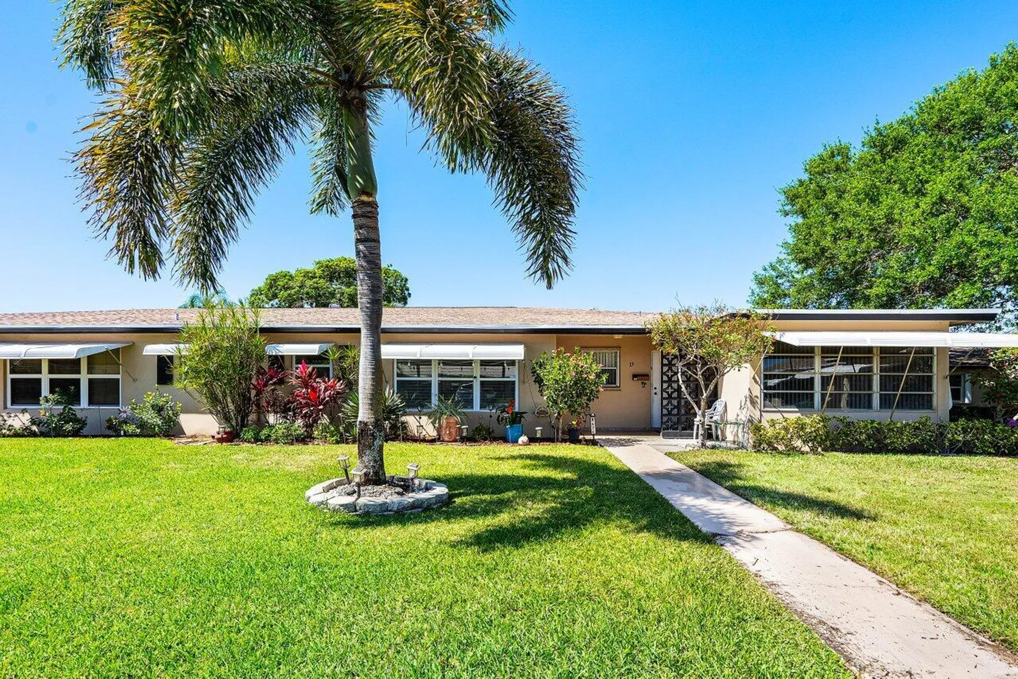 Property Slideshow image 1 of 25 | 867 north dr c, Delray Beach, FL, 33445