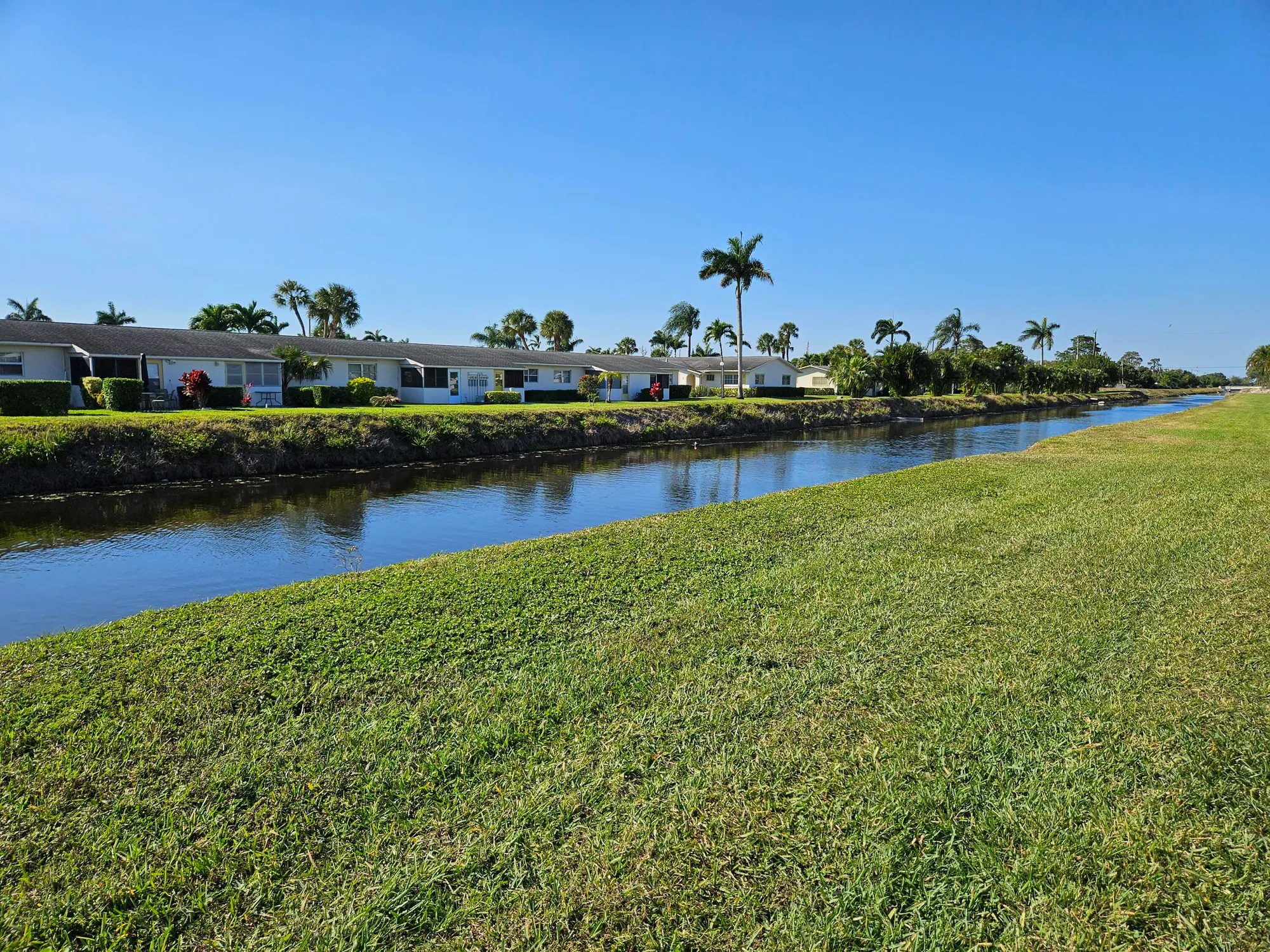 Property Slideshow image 42 of 42 | 2677 dudley dr w g, West Palm Beach, FL, 33415