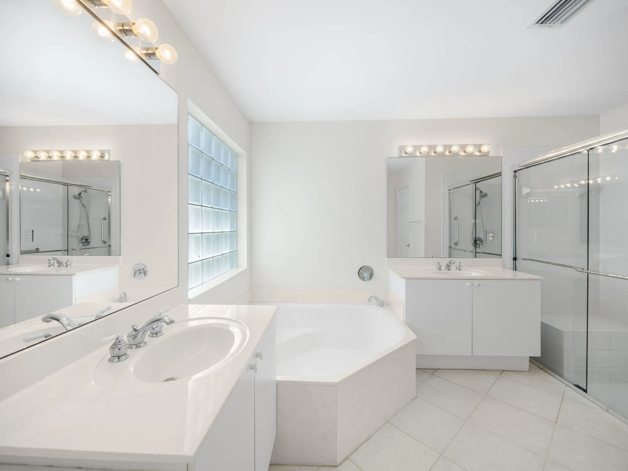 Property Slideshow image 19 of 42 | 7569 las cruces ct, Boynton Beach, FL, 33437
