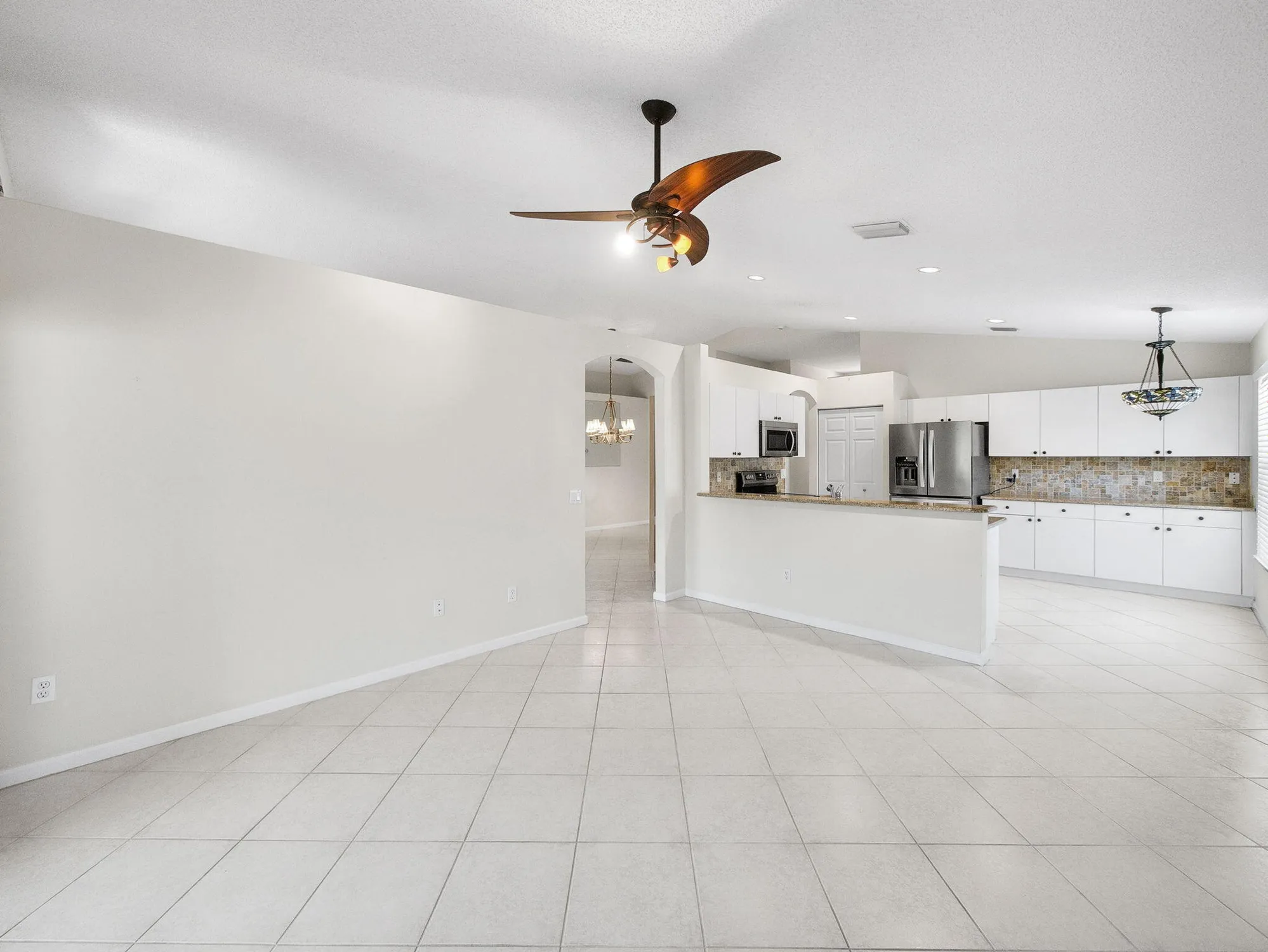 Property Slideshow image 13 of 42 | 7569 las cruces ct, Boynton Beach, FL, 33437
