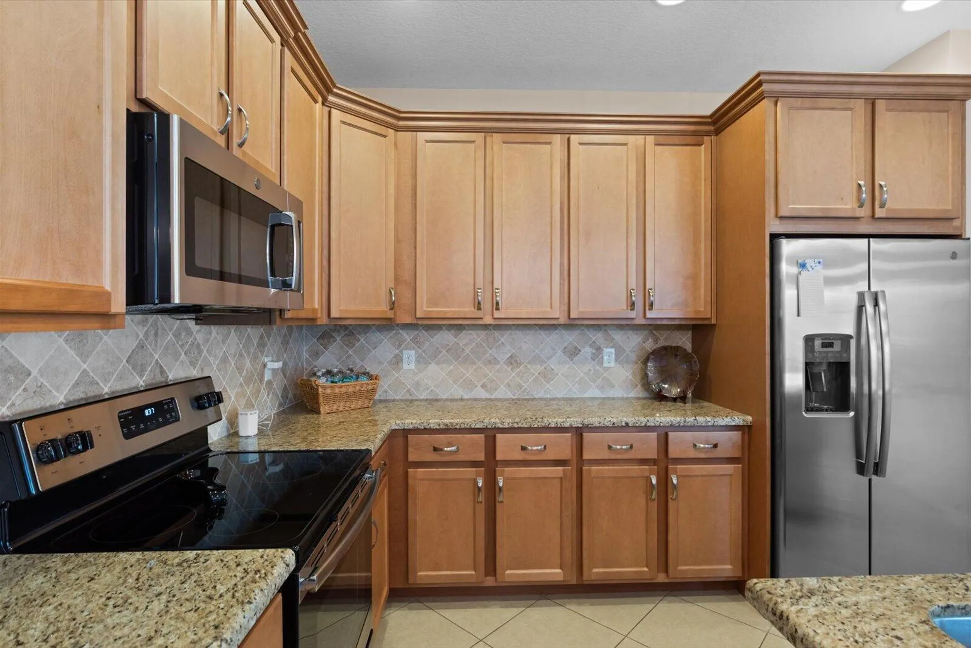 Property Slideshow image 15 of 38 | 12802 sw lake fern cir, Port Saint Lucie, FL, 34987