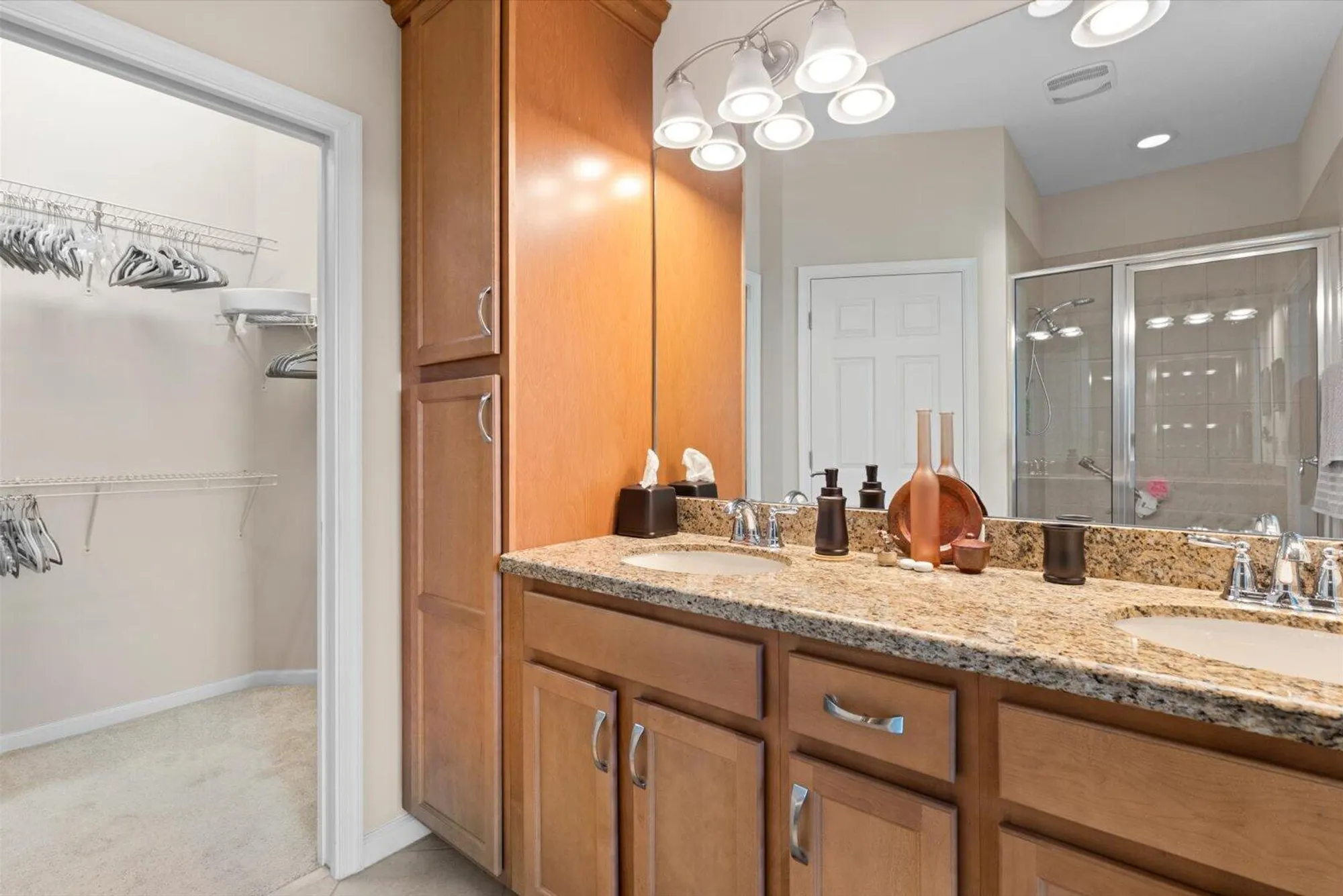 Property Slideshow image 19 of 38 | 12802 sw lake fern cir, Port Saint Lucie, FL, 34987