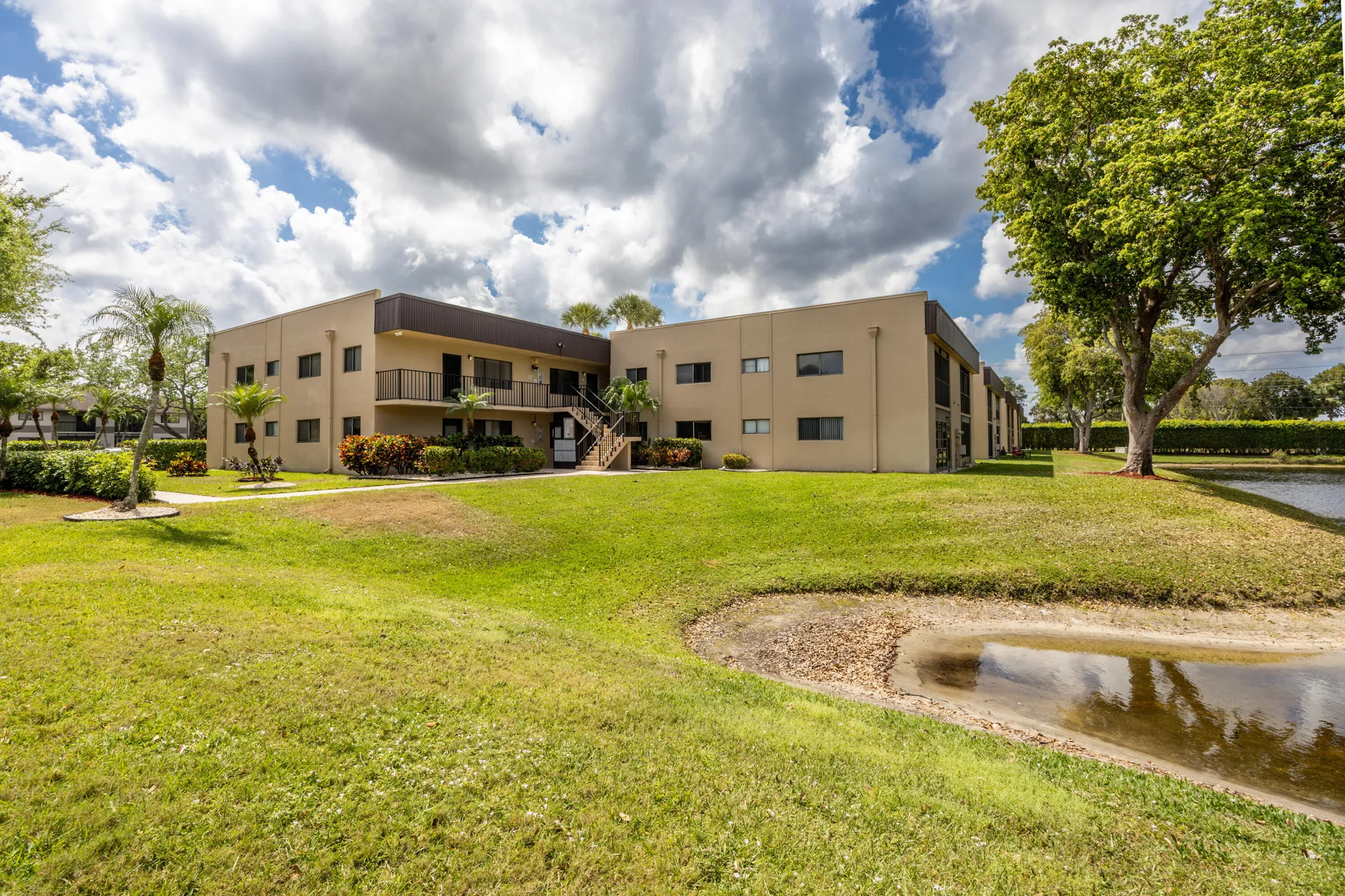 Property Slideshow image 18 of 28 | 15126 ashland st apt 228, Delray Beach, FL, 33484