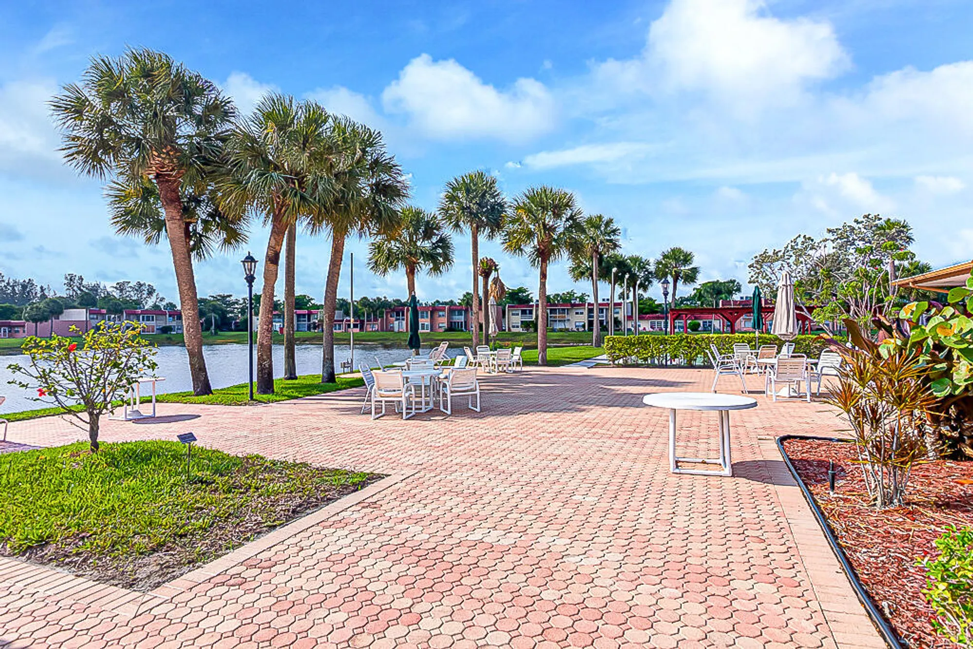 Property Slideshow image 27 of 31 | 104 lake barbara dr, West Palm Beach, FL, 33411