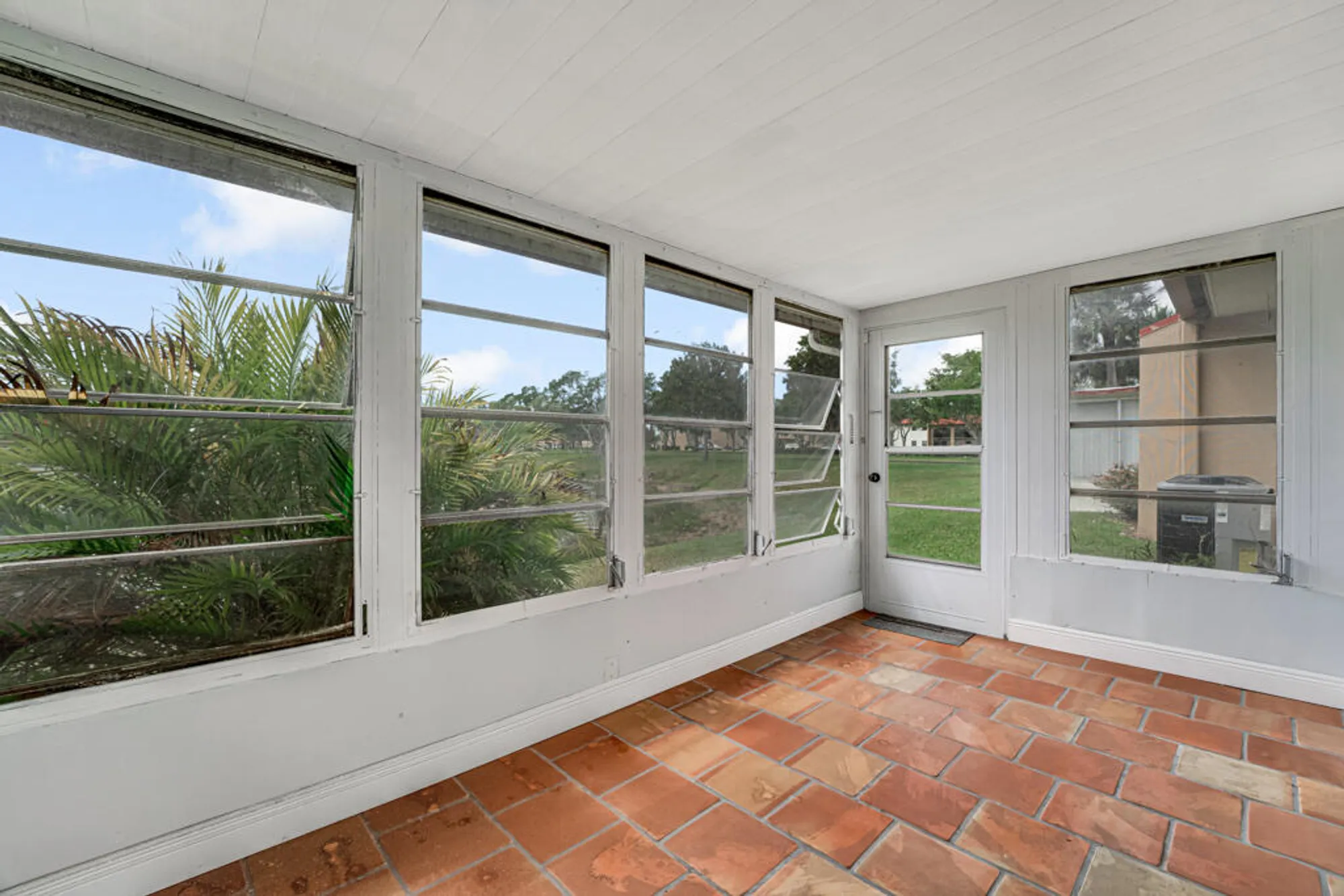 Property Slideshow image 21 of 31 | 104 lake barbara dr, West Palm Beach, FL, 33411