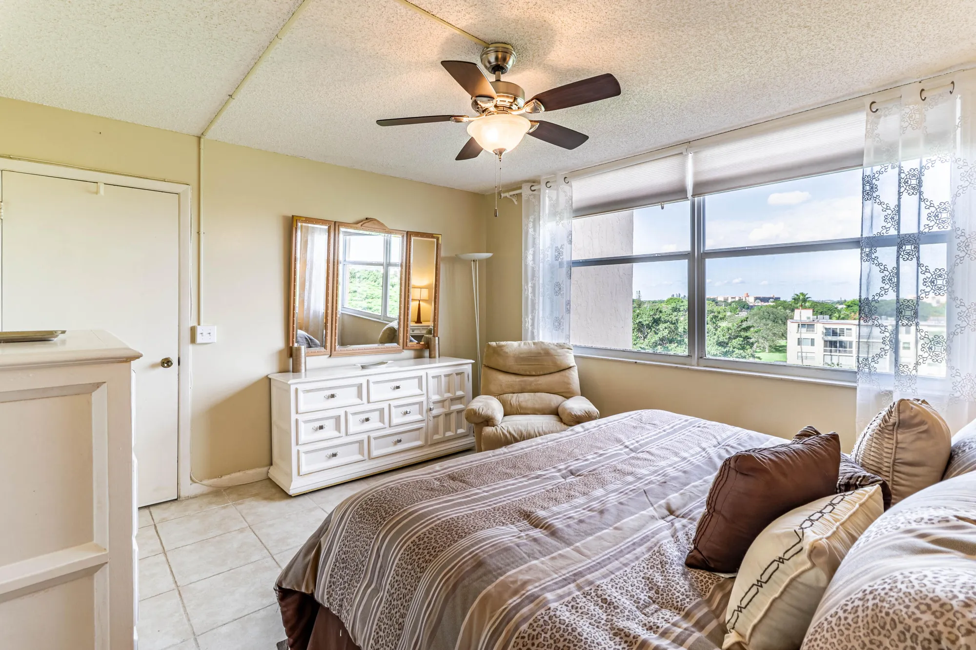 Property Slideshow image 19 of 27 | 14671 bonaire blvd apt 602, Delray Beach, FL, 33446
