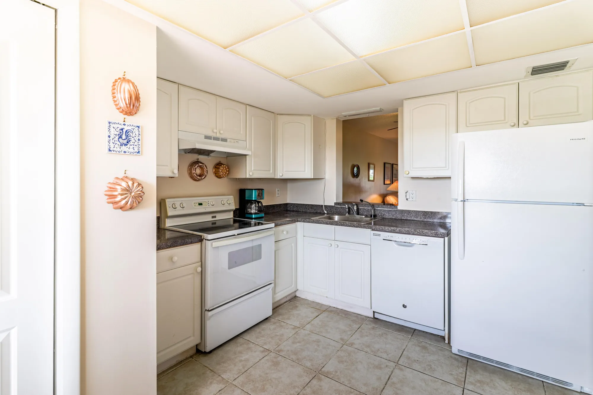 Property Slideshow image 10 of 27 | 14671 bonaire blvd apt 602, Delray Beach, FL, 33446