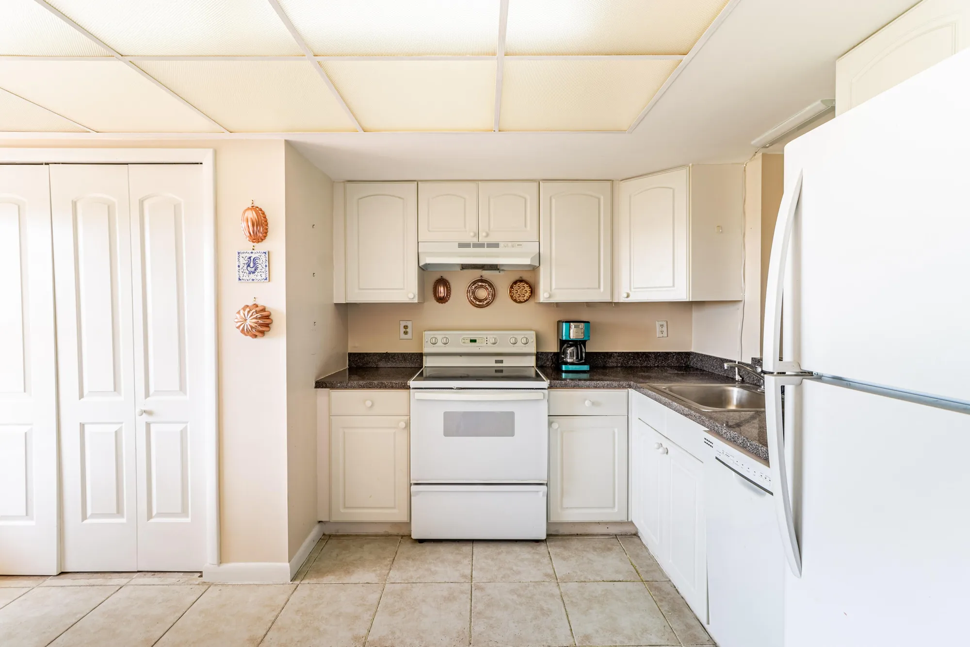 Property Slideshow image 11 of 27 | 14671 bonaire blvd apt 602, Delray Beach, FL, 33446