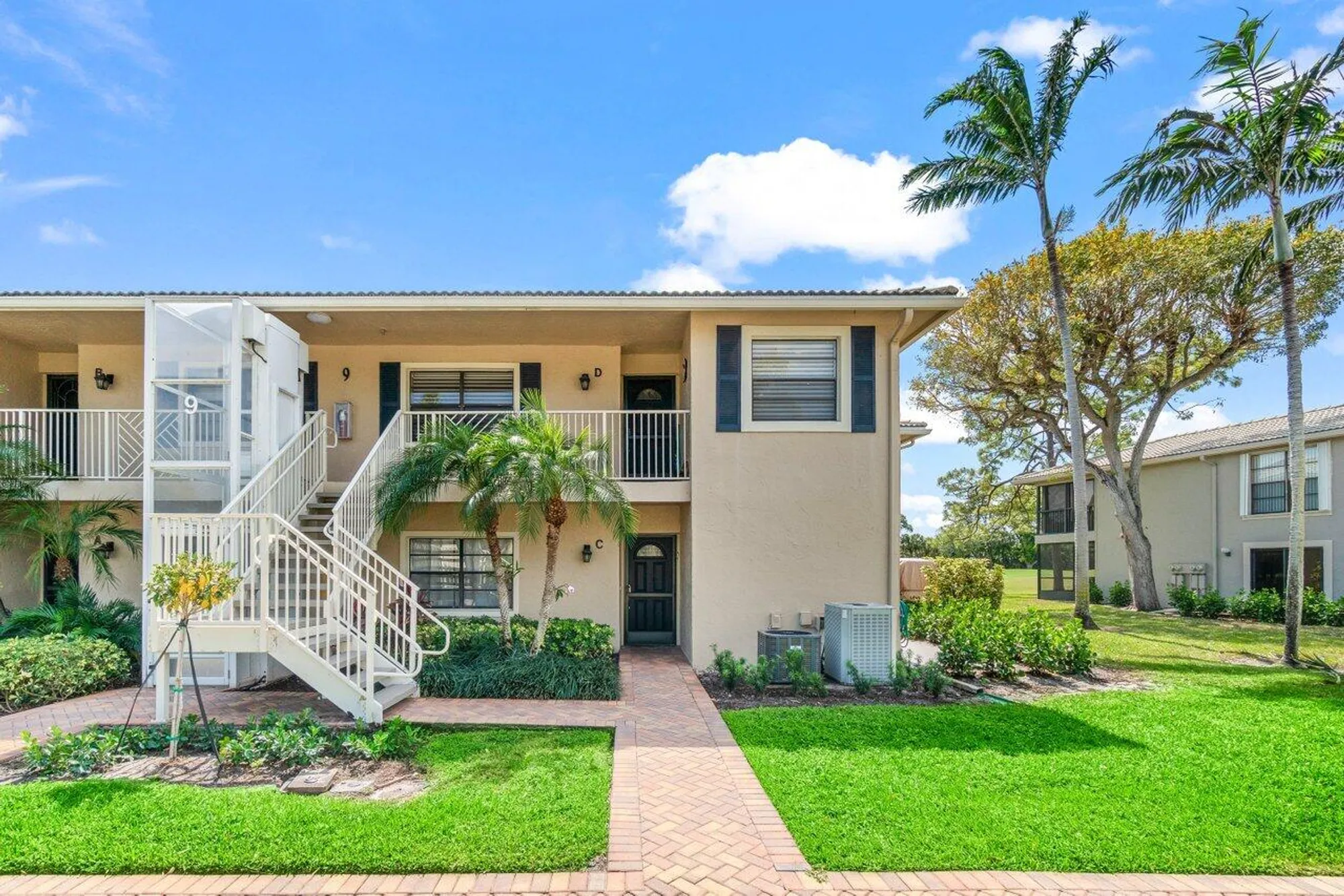Property Slideshow image 3 of 61 | 9 stratford dr d, Boynton Beach, FL, 33436
