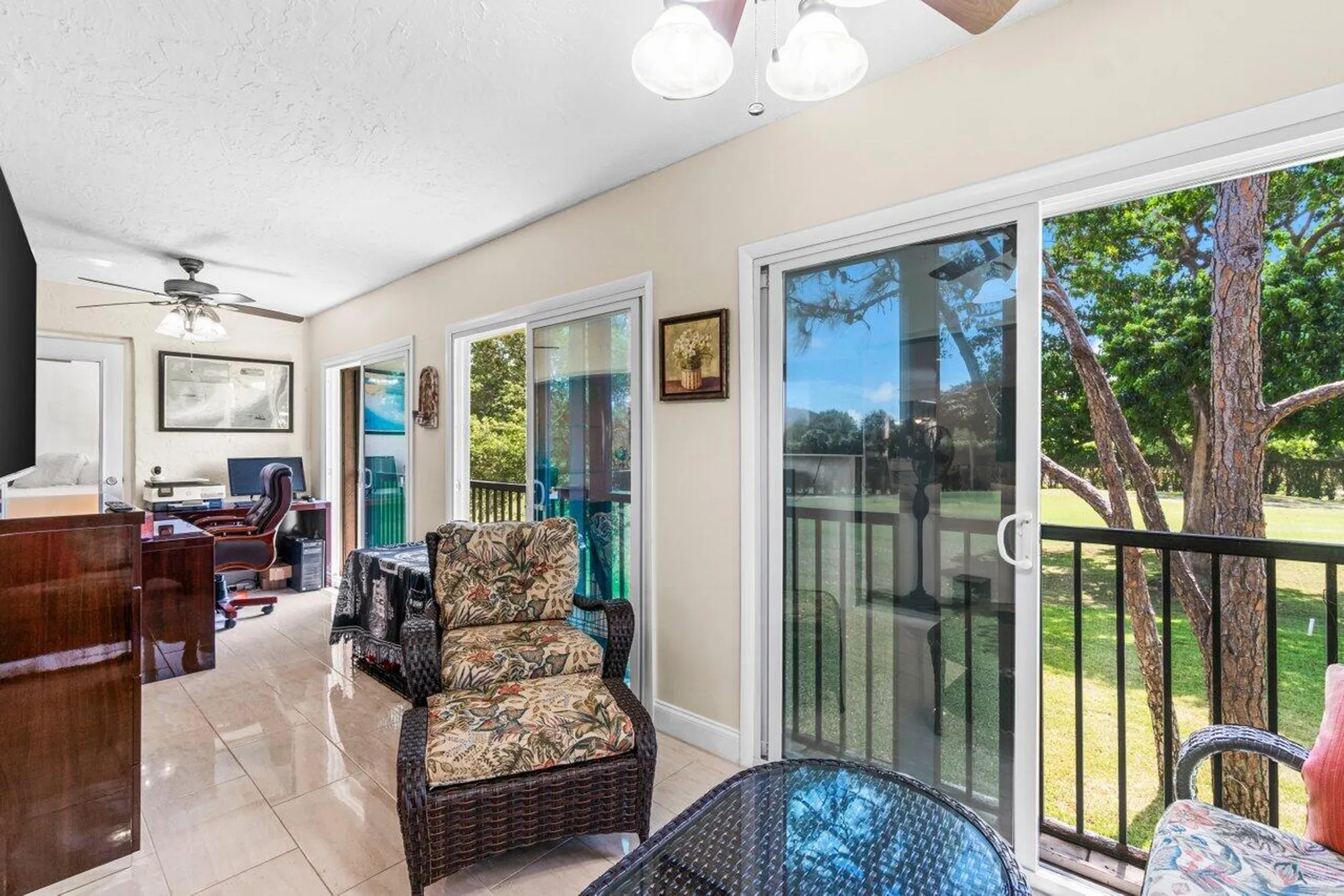Property Slideshow image 20 of 61 | 9 stratford dr d, Boynton Beach, FL, 33436
