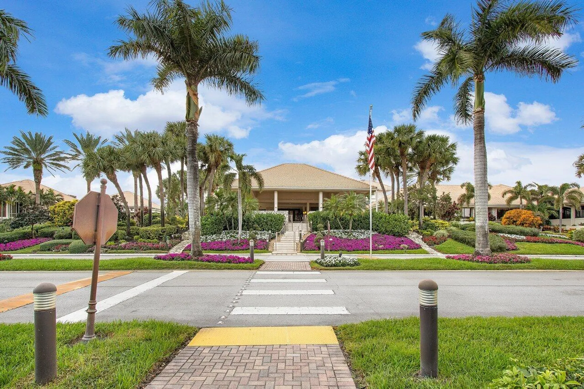 Property Slideshow image 35 of 61 | 9 stratford dr d, Boynton Beach, FL, 33436