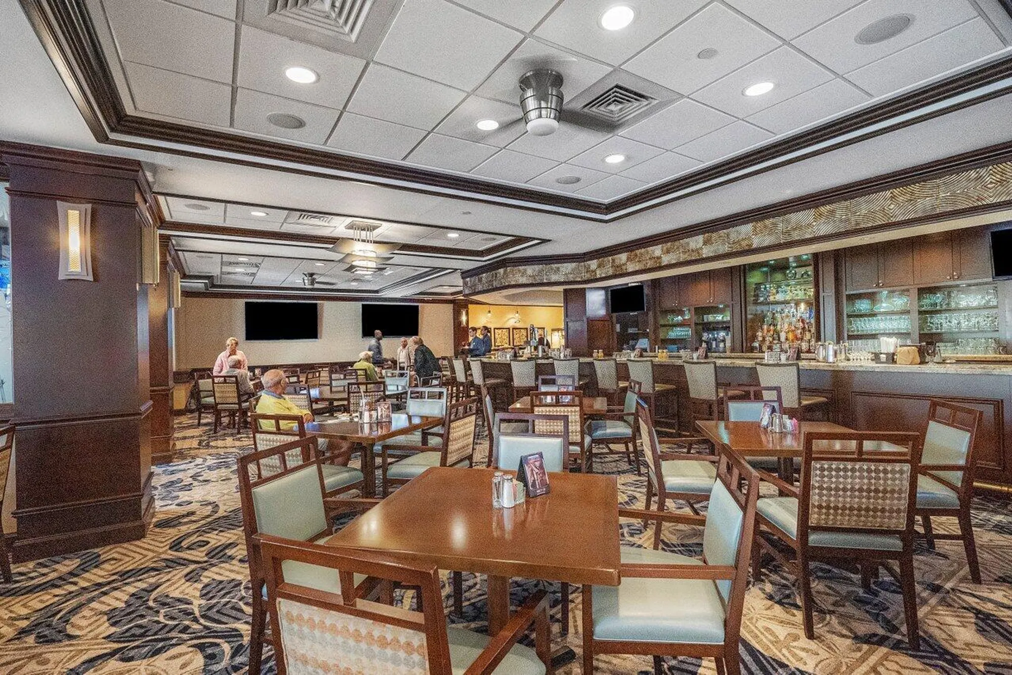 Property Slideshow image 51 of 61 | 9 stratford dr d, Boynton Beach, FL, 33436