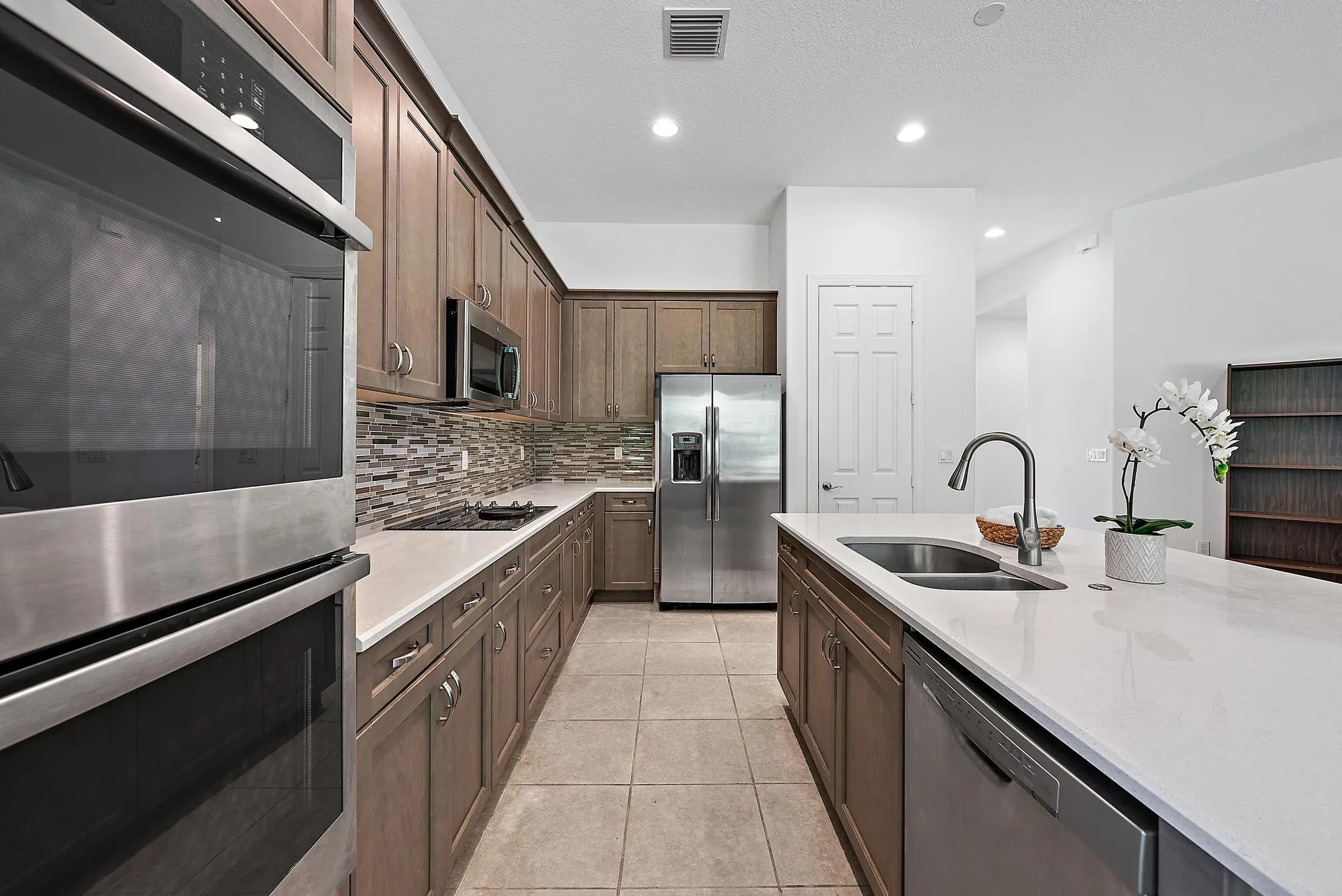 Property Slideshow image 8 of 30 | 2664 conifer dr, Fort Pierce, FL, 34951