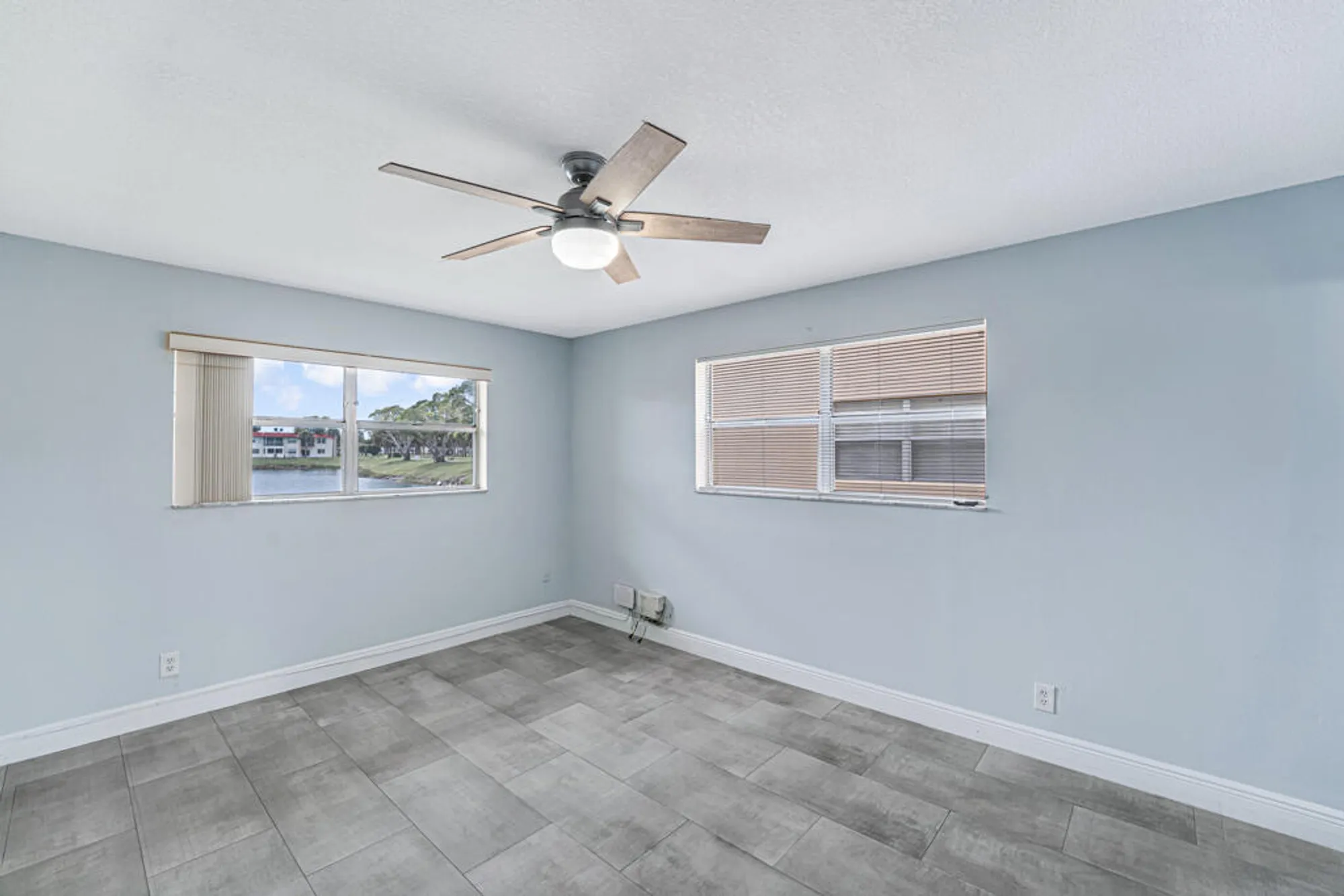Property Slideshow image 9 of 31 | 104 lake barbara dr, West Palm Beach, FL, 33411