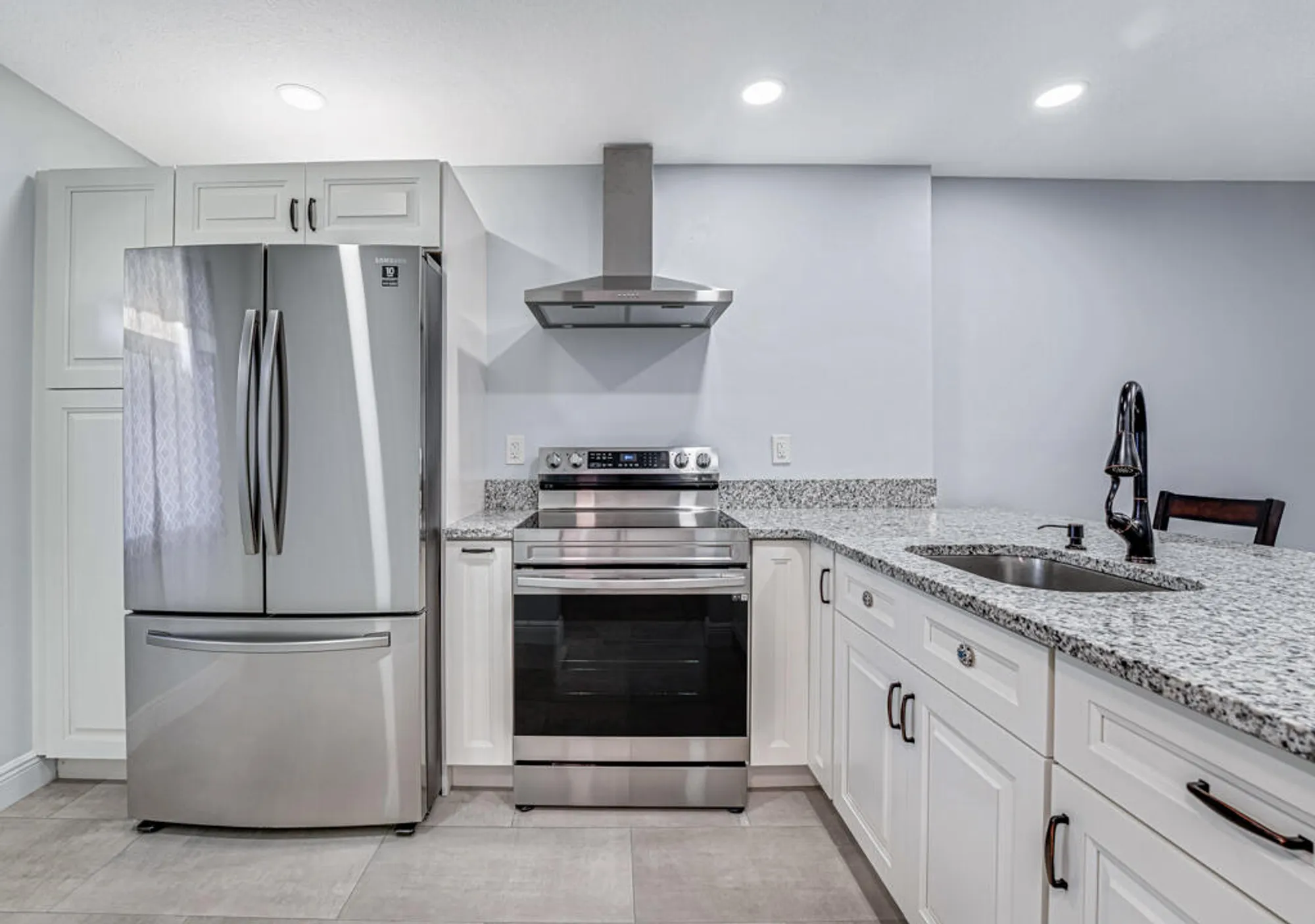 Property Slideshow image 8 of 31 | 104 lake barbara dr, West Palm Beach, FL, 33411