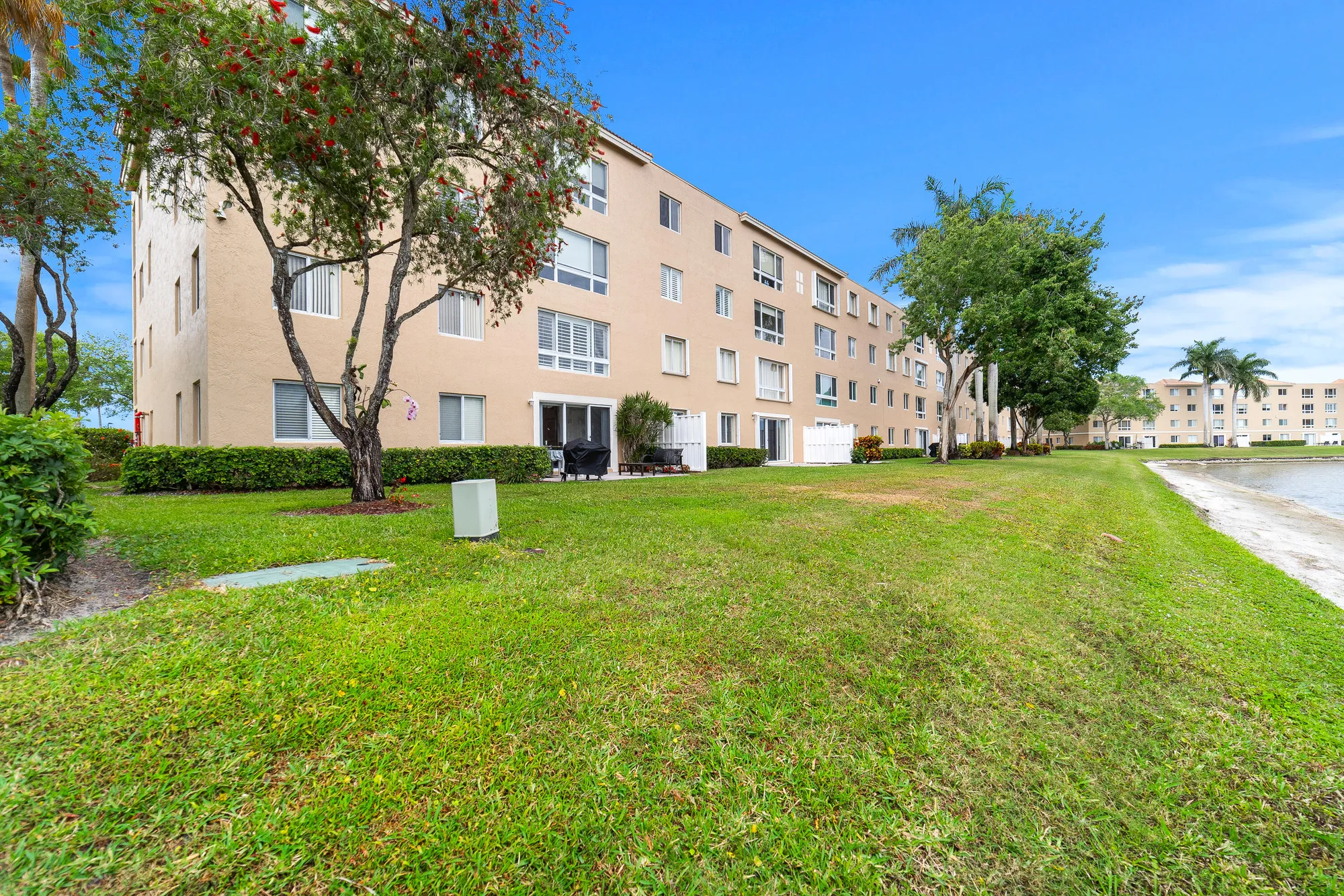 Property Slideshow image 19 of 26 | 12560 majesty cir apt 208, Boynton Beach, FL, 33437