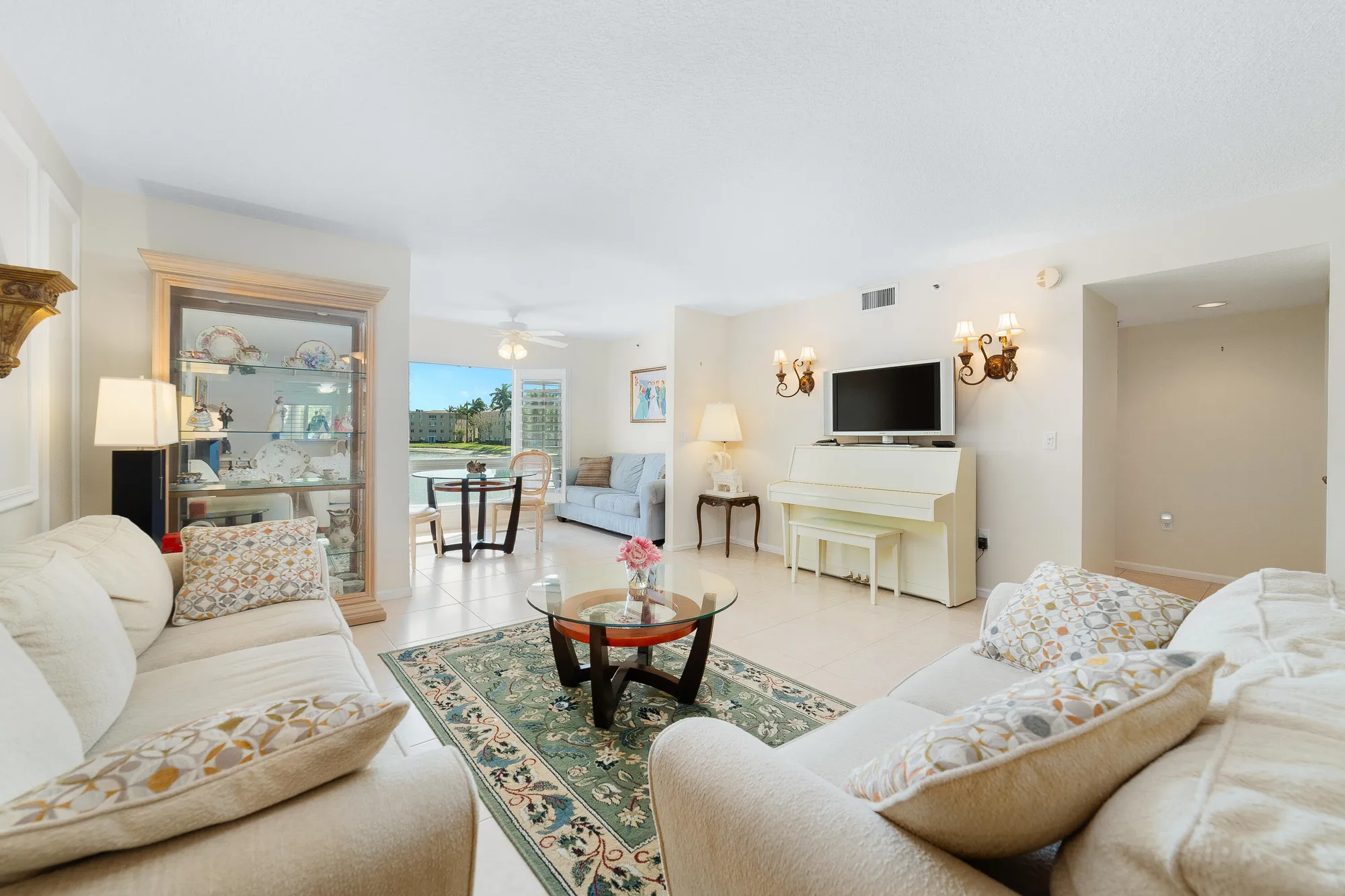 Property Slideshow image 4 of 26 | 12560 majesty cir apt 208, Boynton Beach, FL, 33437