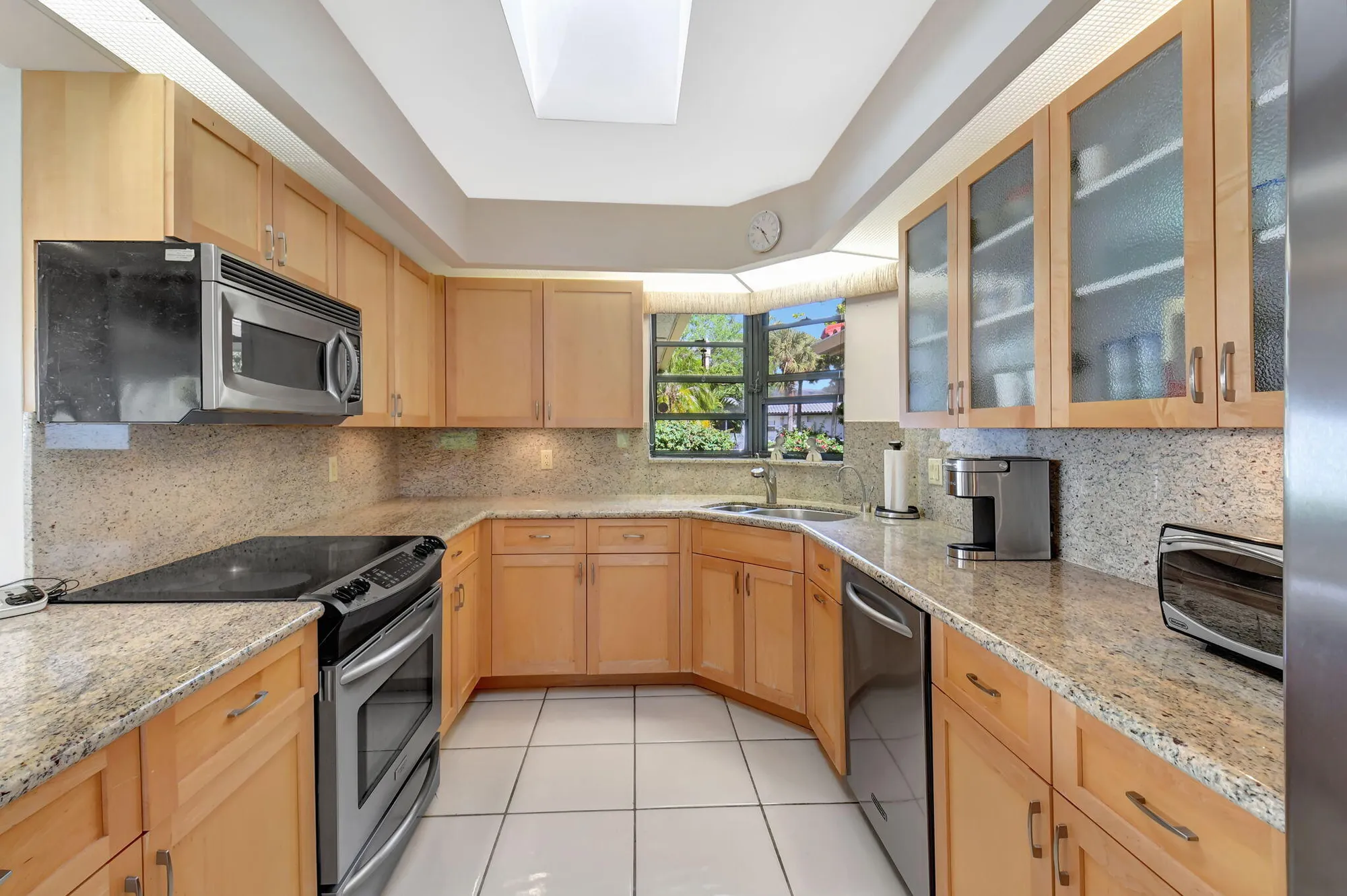 Property Slideshow image 16 of 87 | 65 bristol dr, Boynton Beach, FL, 33436