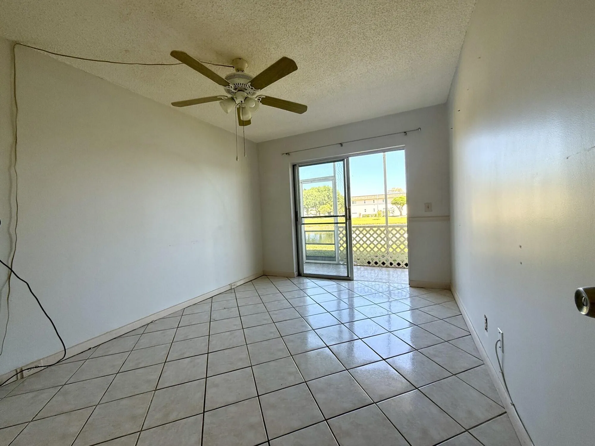 Property Slideshow image 11 of 20 | 401 chatham t, West Palm Beach, FL, 33417