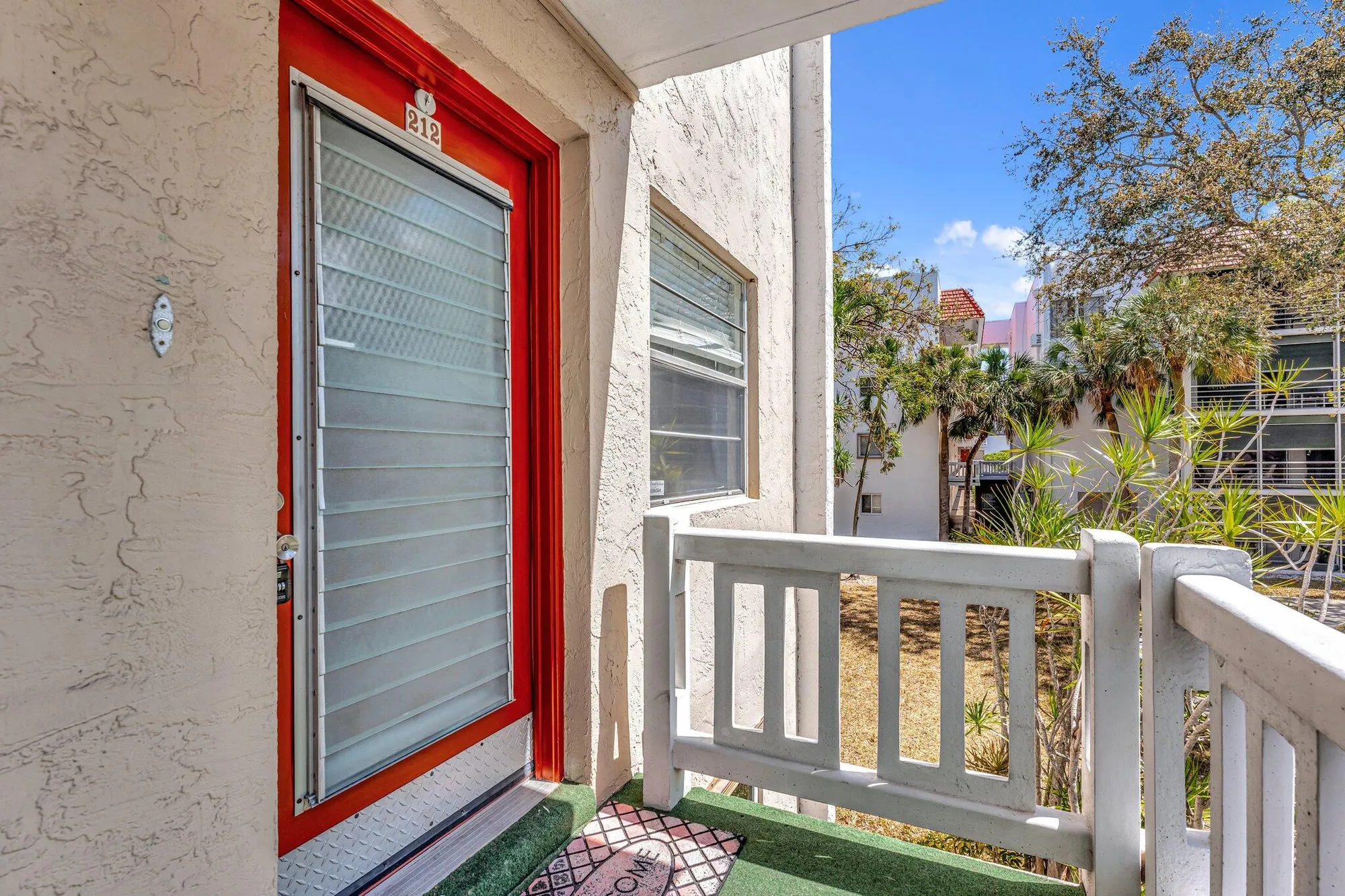 Property Slideshow image 2 of 18 | 3551 inverrary dr 212, Lauderhill, FL, 33319