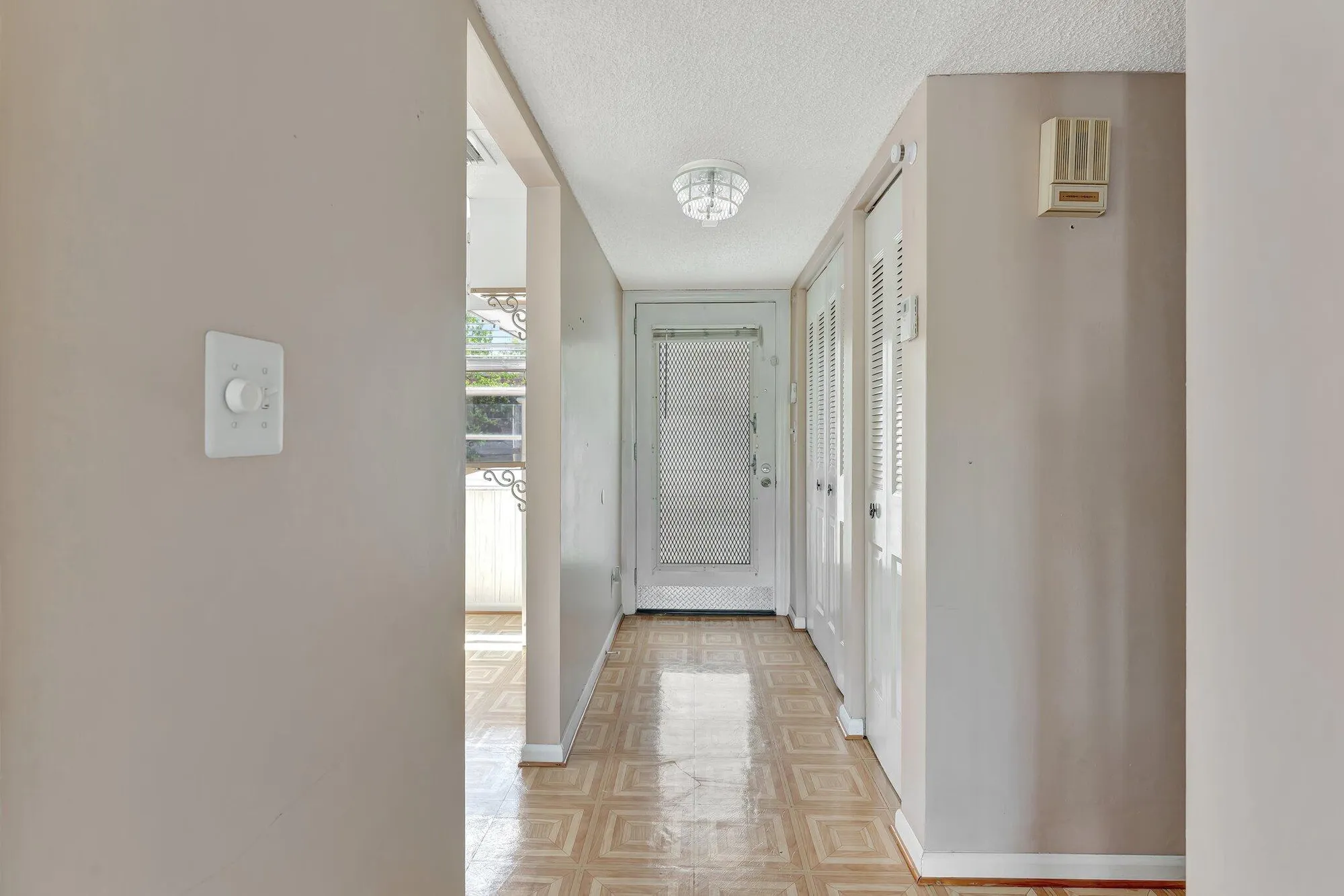 Property Slideshow image 5 of 18 | 3551 inverrary dr 212, Lauderhill, FL, 33319