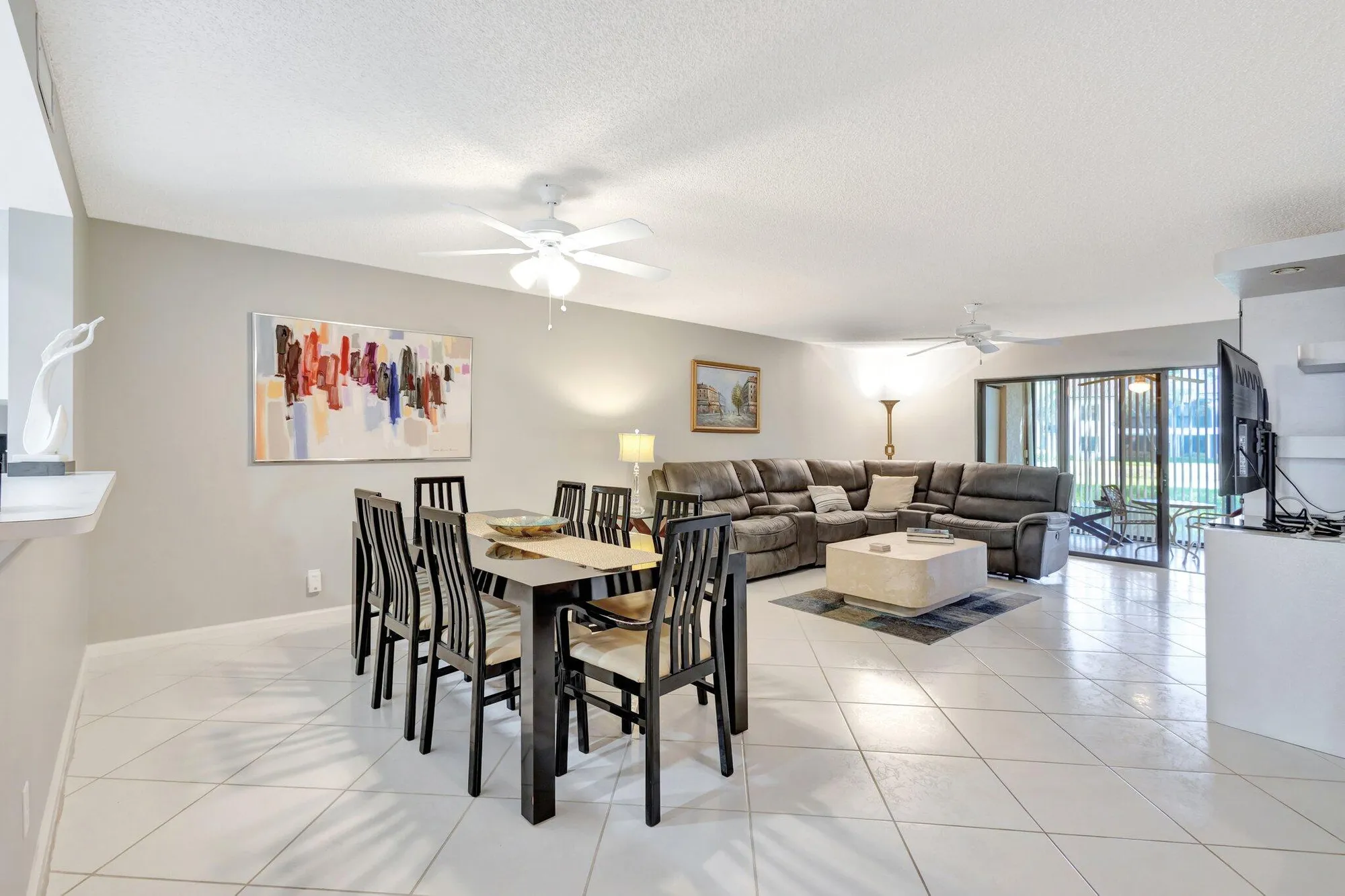 Property Slideshow image 14 of 43 | 9680 sills dr 102, Boynton Beach, FL, 33437